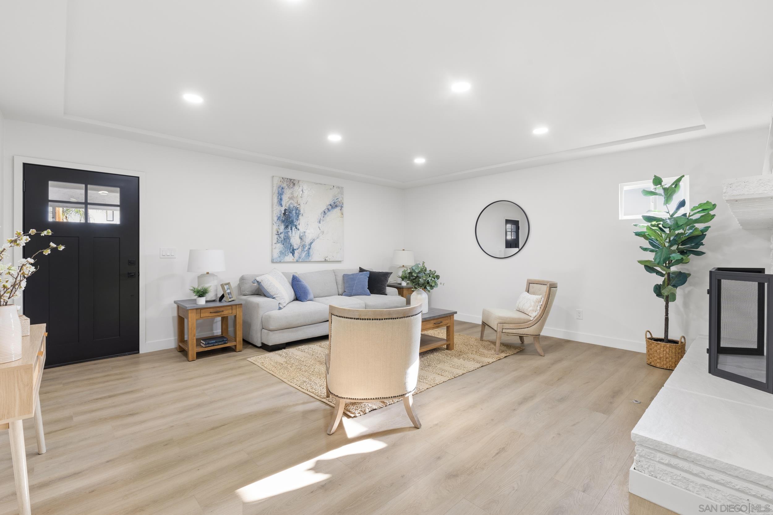 Detail Gallery Image 5 of 26 For 8723  Tyler, Spring Valley,  CA 91977 - 4 Beds | 3 Baths