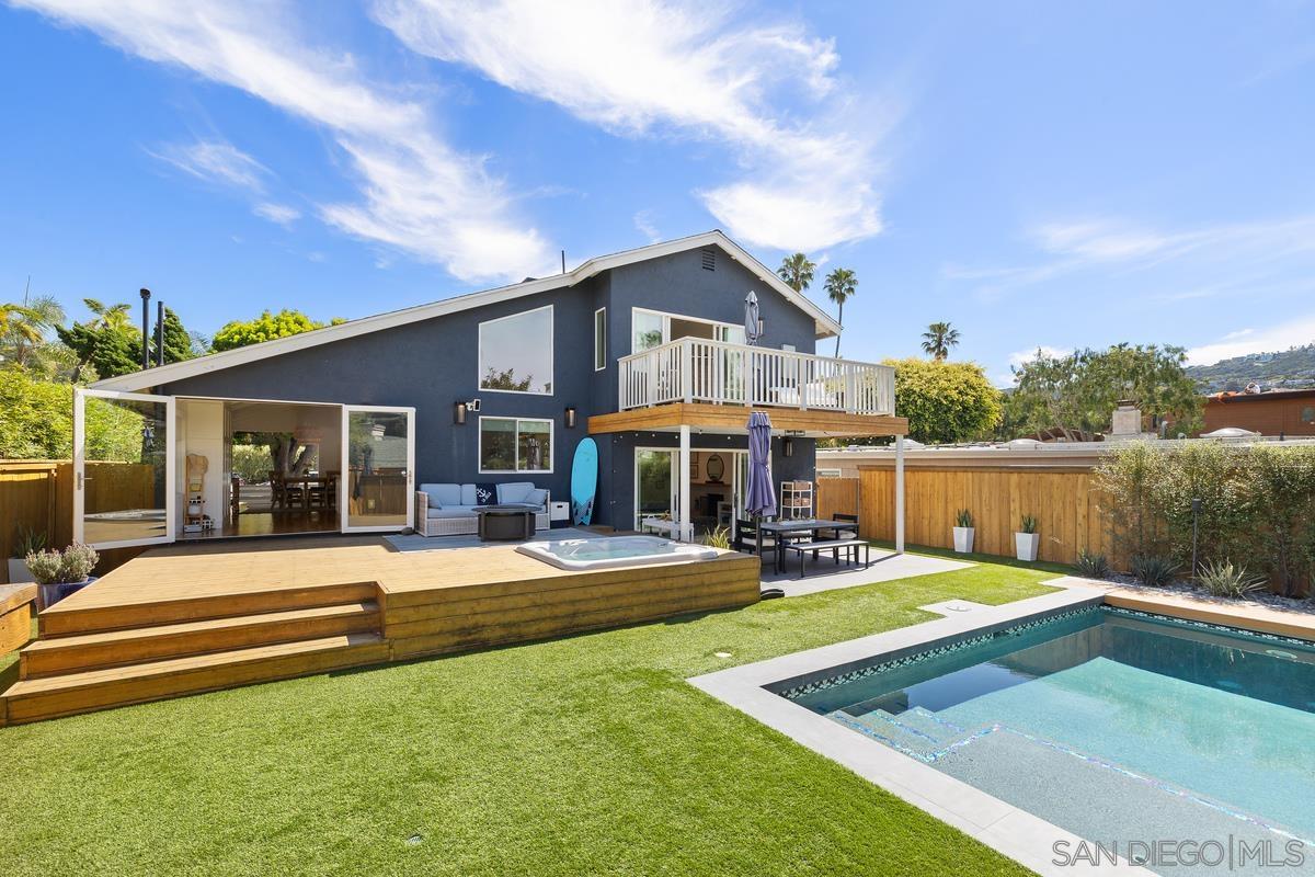 Detail Gallery Image 29 of 46 For 8238  Paseo Del Ocaso, La Jolla,  CA 92037 - 4 Beds | 3 Baths