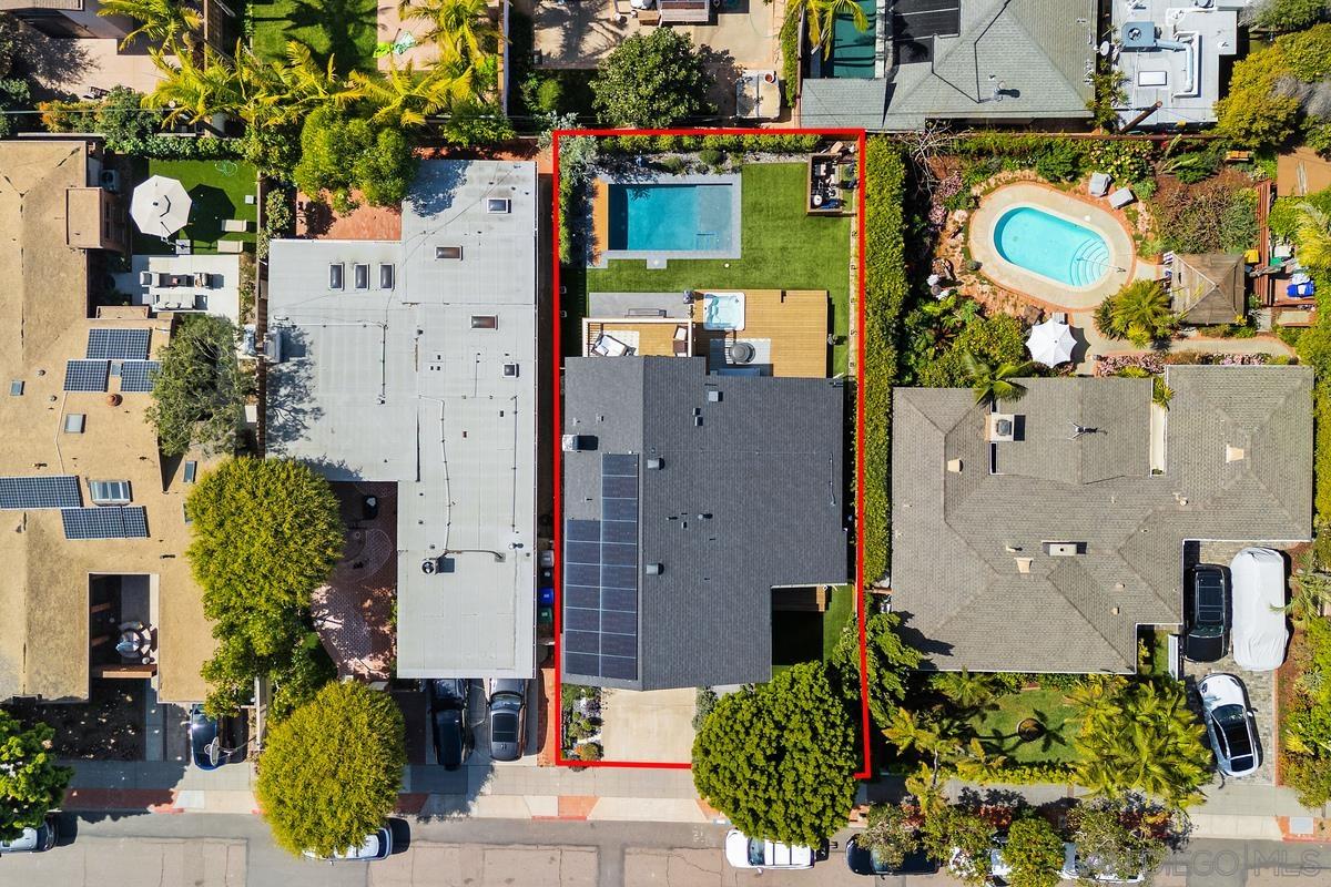 Detail Gallery Image 30 of 46 For 8238  Paseo Del Ocaso, La Jolla,  CA 92037 - 4 Beds | 3 Baths