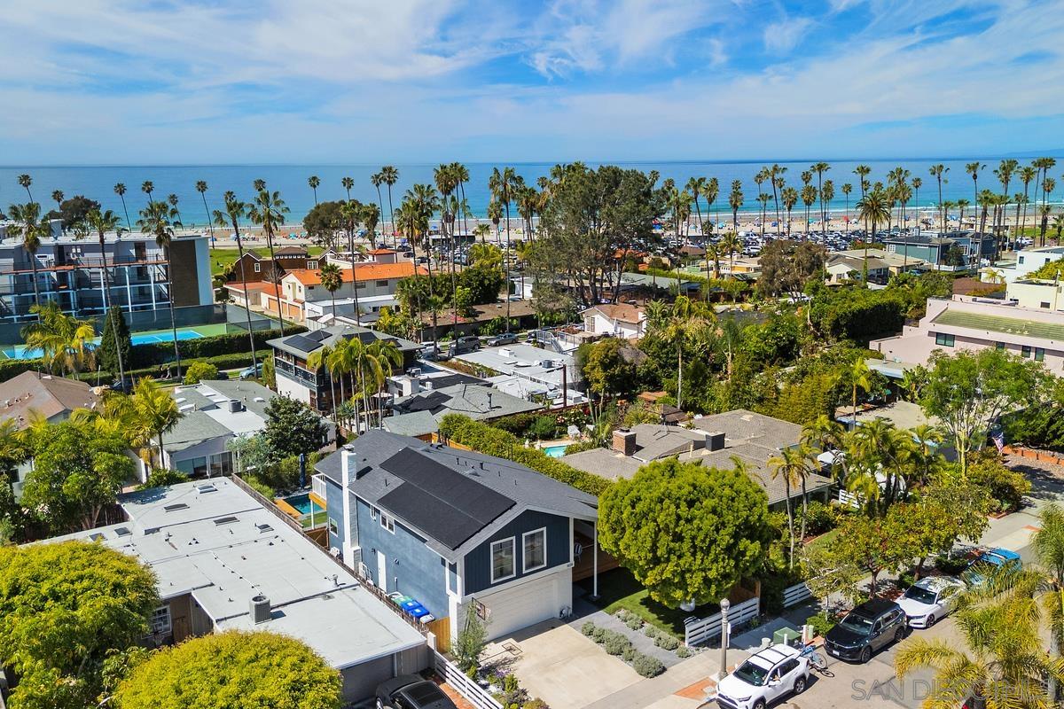 Detail Gallery Image 31 of 46 For 8238  Paseo Del Ocaso, La Jolla,  CA 92037 - 4 Beds | 3 Baths