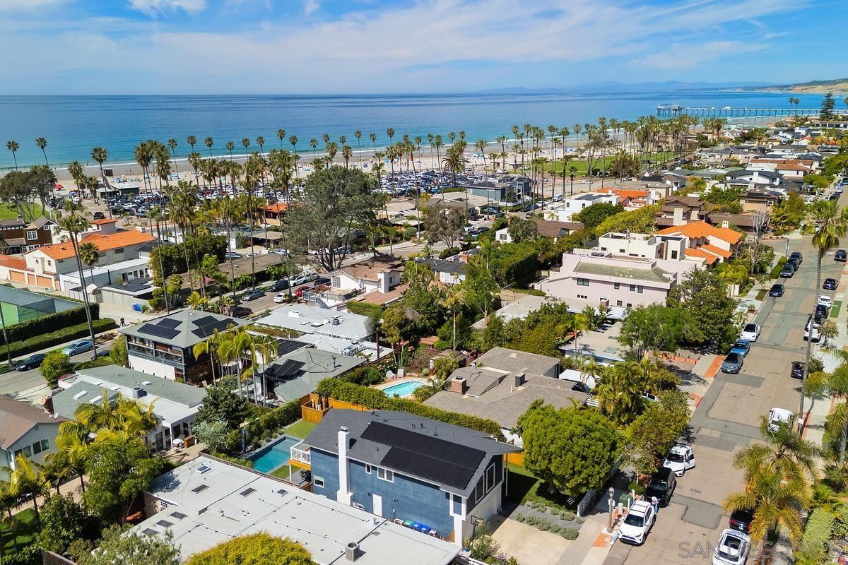 Detail Gallery Image 32 of 46 For 8238  Paseo Del Ocaso, La Jolla,  CA 92037 - 4 Beds | 3 Baths