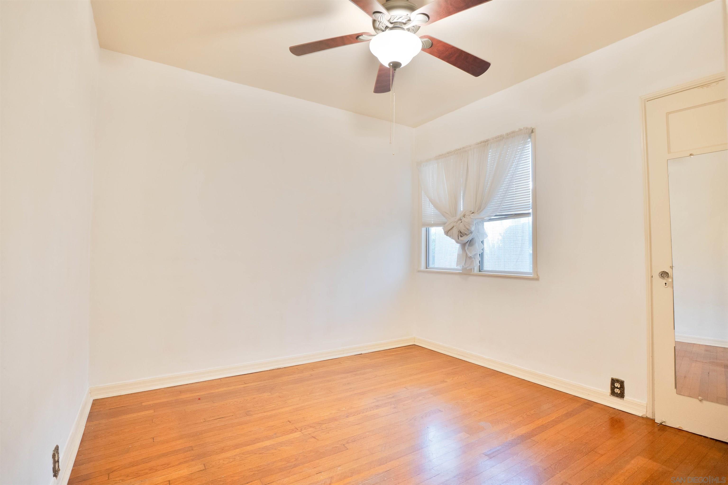 Detail Gallery Image 11 of 20 For 3504  31st, San Diego,  CA 92104 - 3 Beds | 1 Baths