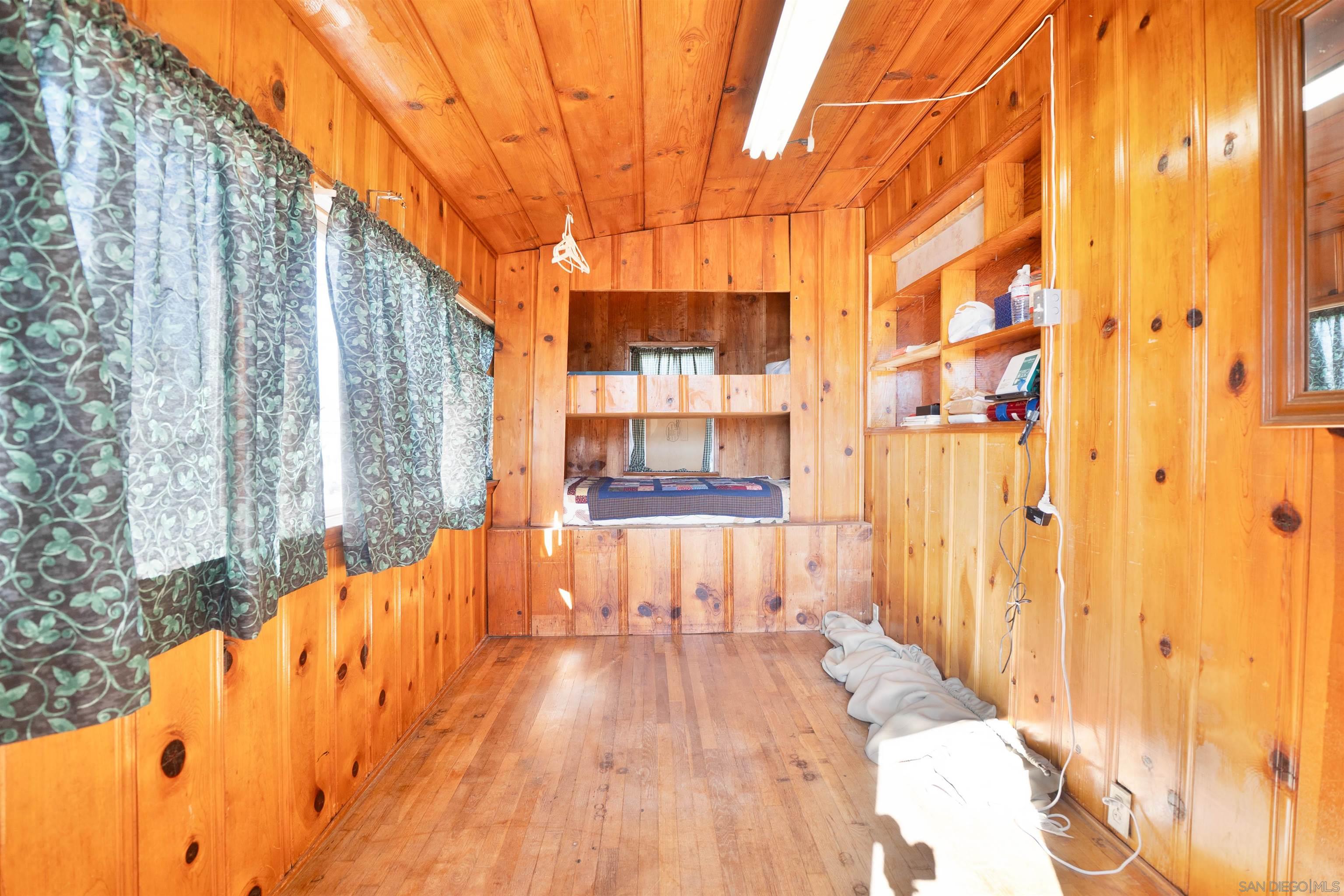 Detail Gallery Image 8 of 20 For 3504  31st, San Diego,  CA 92104 - 3 Beds | 1 Baths