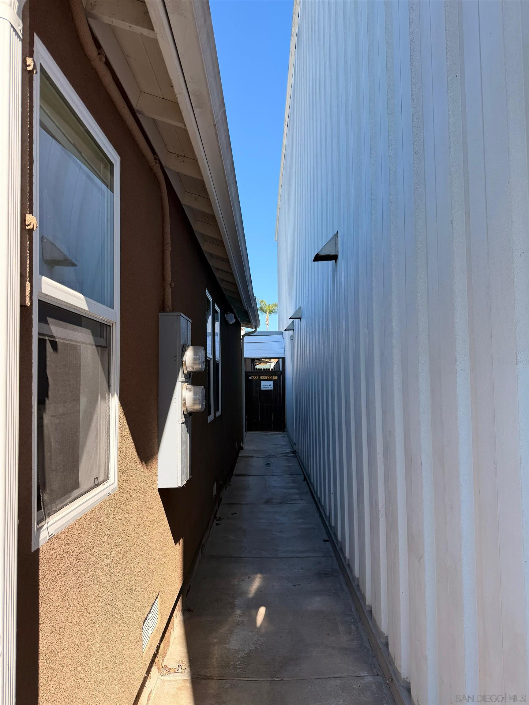 Detail Gallery Image 15 of 27 For 1231-33  Hoover Ave, National City,  CA 91950 - – Beds | – Baths