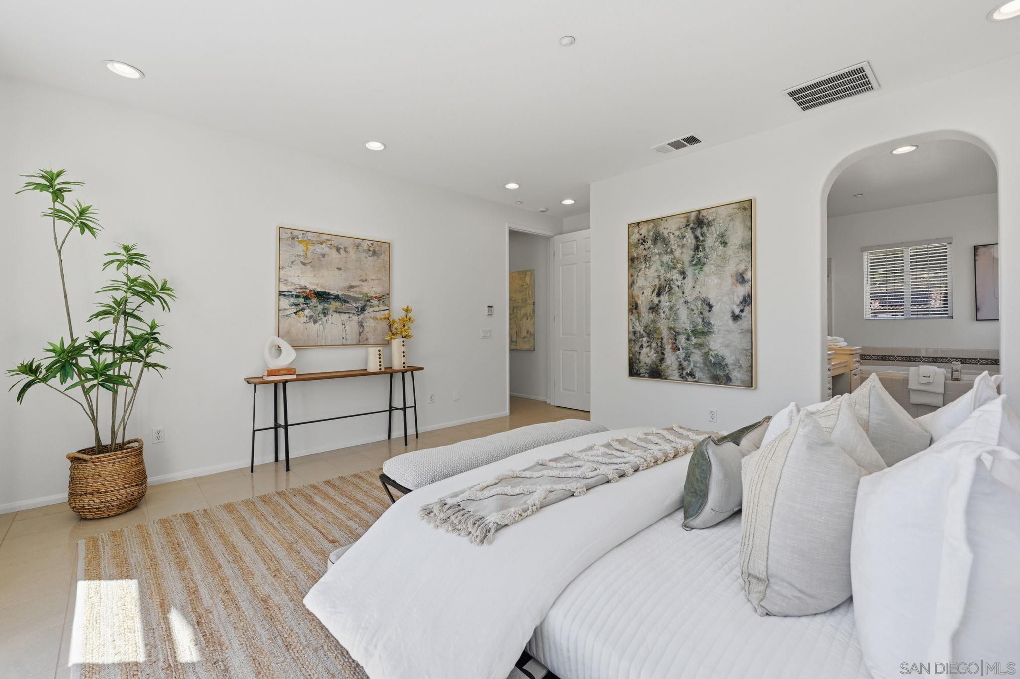 Detail Gallery Image 30 of 52 For 3394  Holly Oak Ln, Escondido,  CA 92027 - 5 Beds | 3 Baths