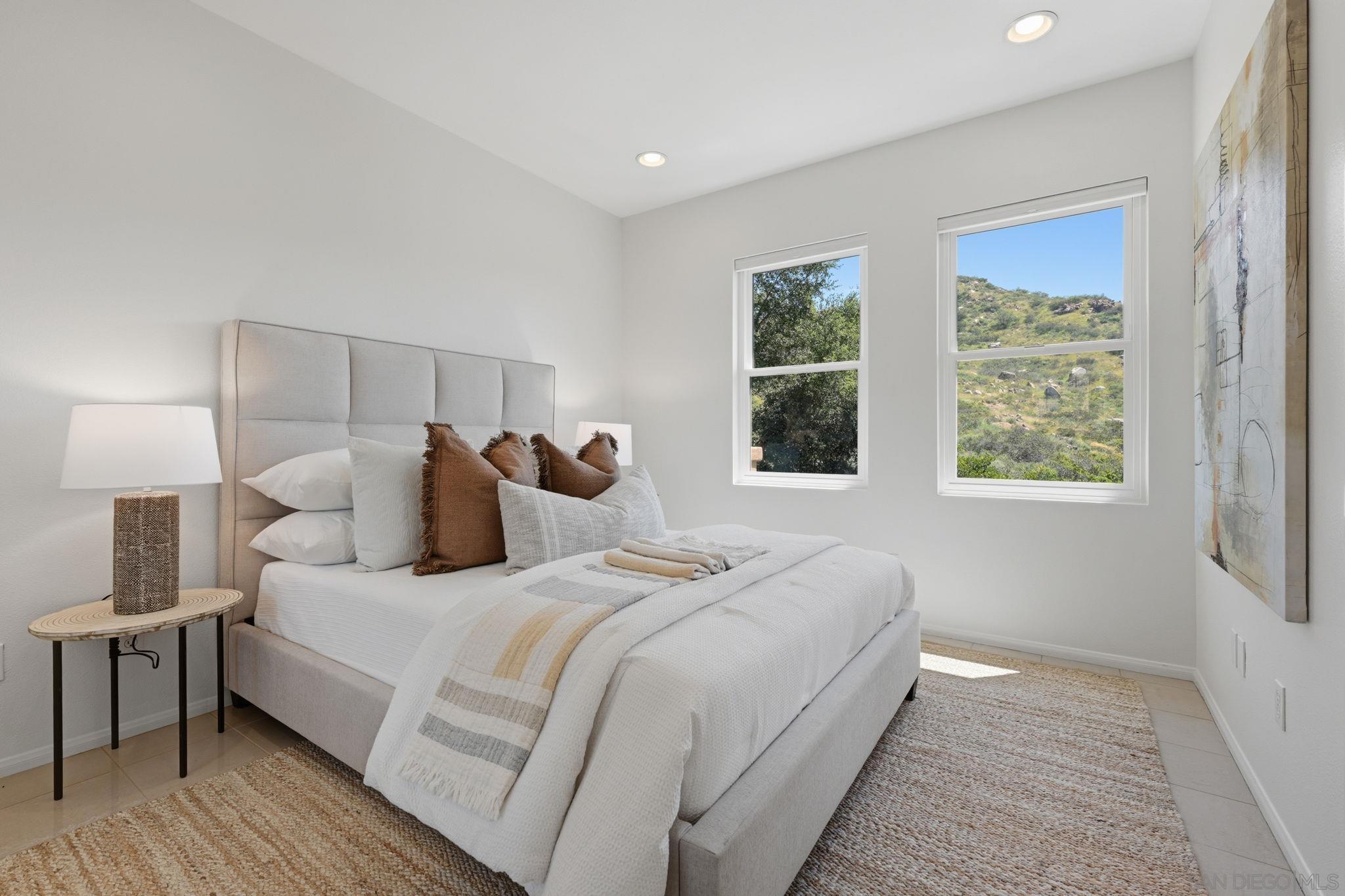 Detail Gallery Image 38 of 52 For 3394  Holly Oak Ln, Escondido,  CA 92027 - 5 Beds | 3 Baths