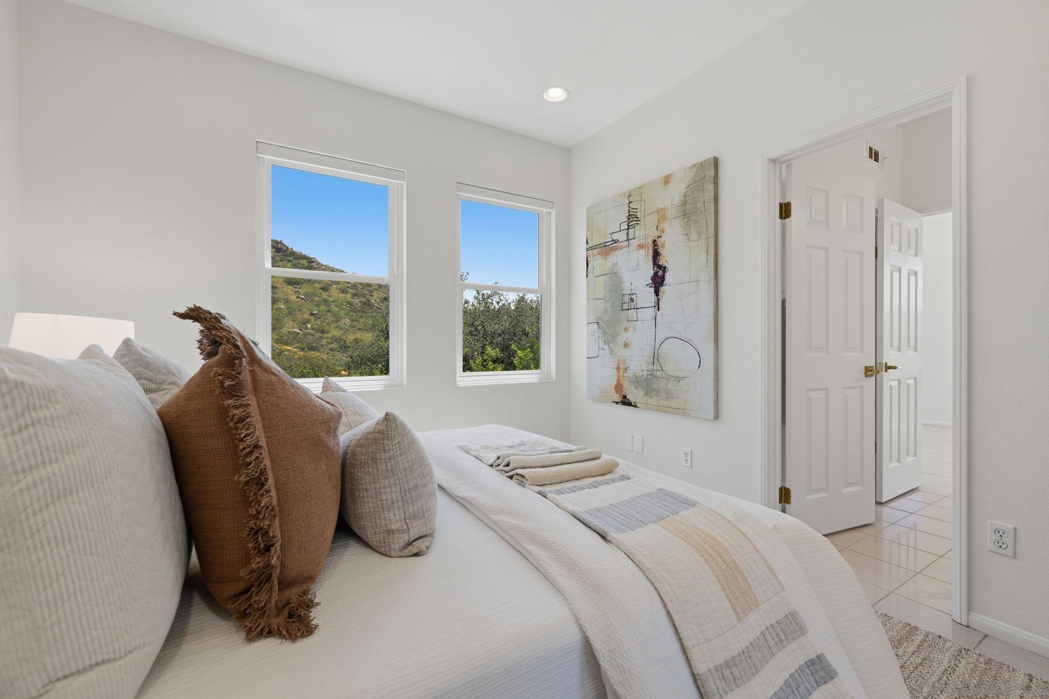 Detail Gallery Image 39 of 52 For 3394  Holly Oak Ln, Escondido,  CA 92027 - 5 Beds | 3 Baths