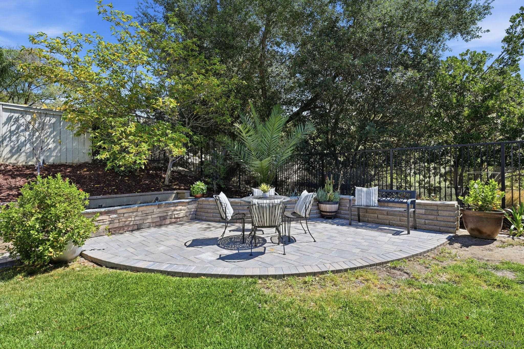 Detail Gallery Image 46 of 52 For 3394  Holly Oak Ln, Escondido,  CA 92027 - 5 Beds | 3 Baths