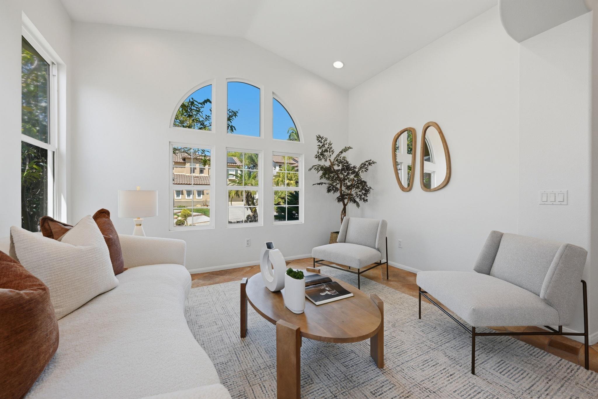 Detail Gallery Image 6 of 52 For 3394  Holly Oak Ln, Escondido,  CA 92027 - 5 Beds | 3 Baths