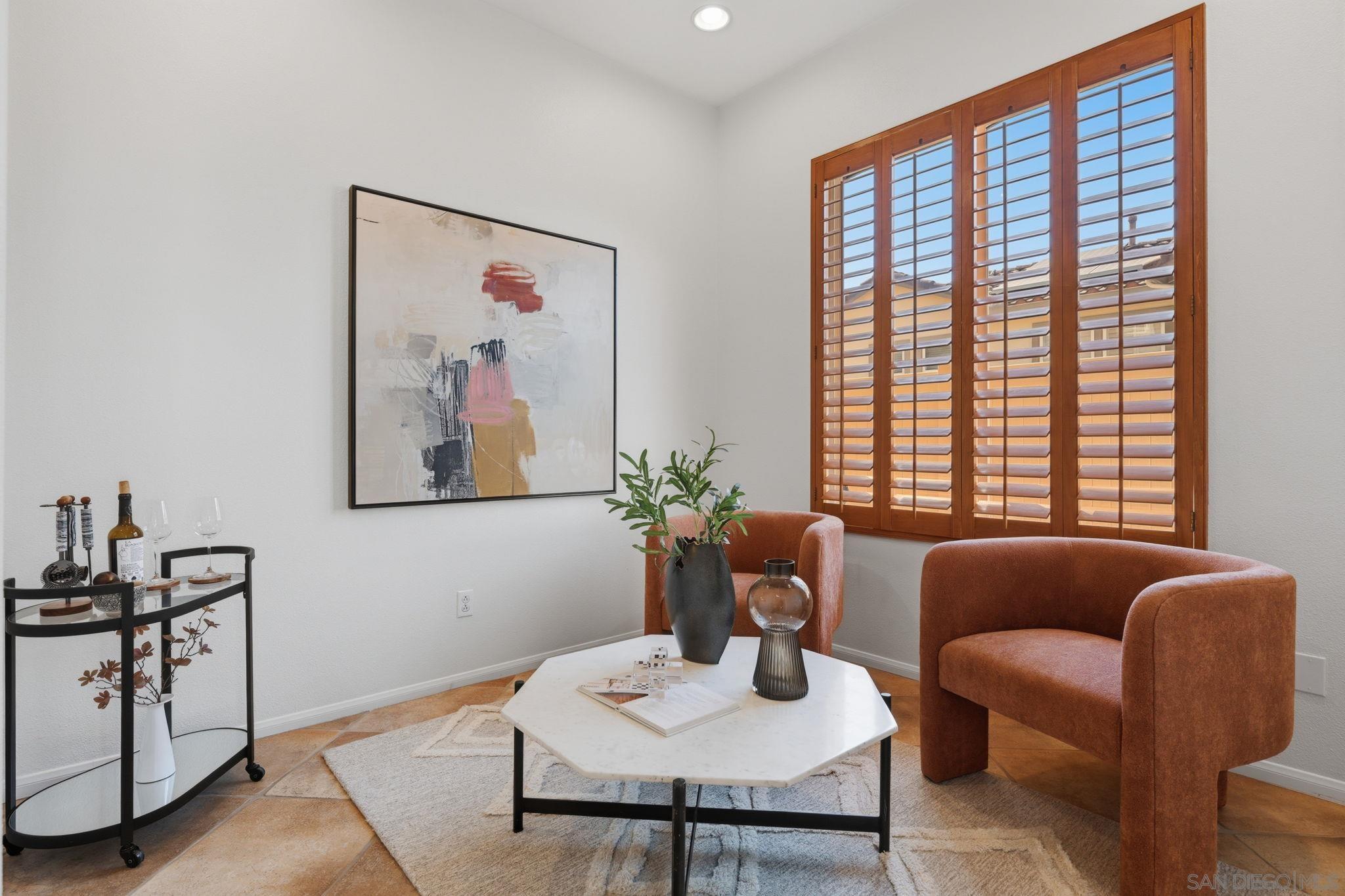 Detail Gallery Image 8 of 52 For 3394  Holly Oak Ln, Escondido,  CA 92027 - 5 Beds | 3 Baths