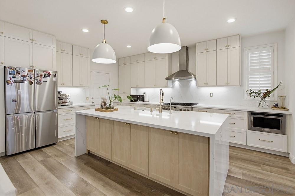 Detail Gallery Image 7 of 59 For 15702  New Park, San Diego,  CA 92127 - 4 Beds | 2/1 Baths