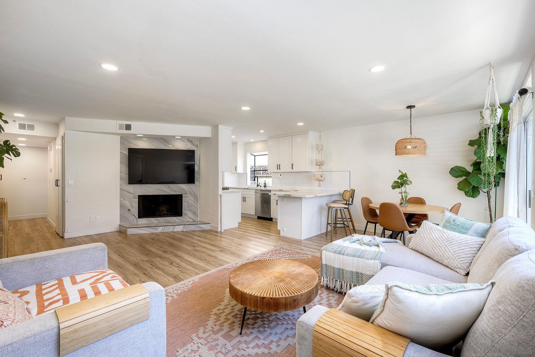 Front Image Thumbnail for SD260007215