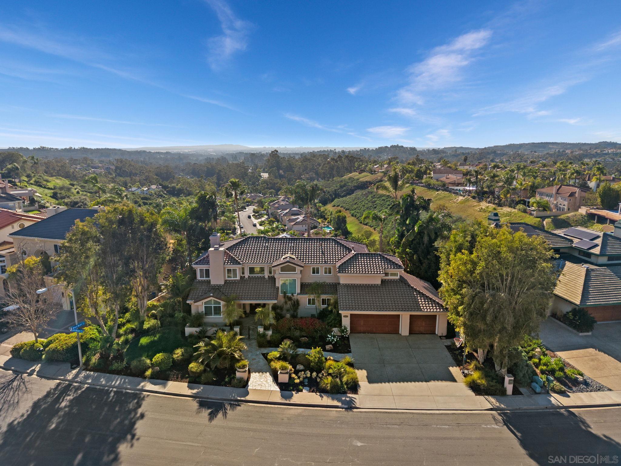 Detail Gallery Image 30 of 33 For 10776  Birch Bluff Ave, San Diego,  CA 92131 - 5 Beds | 3/1 Baths