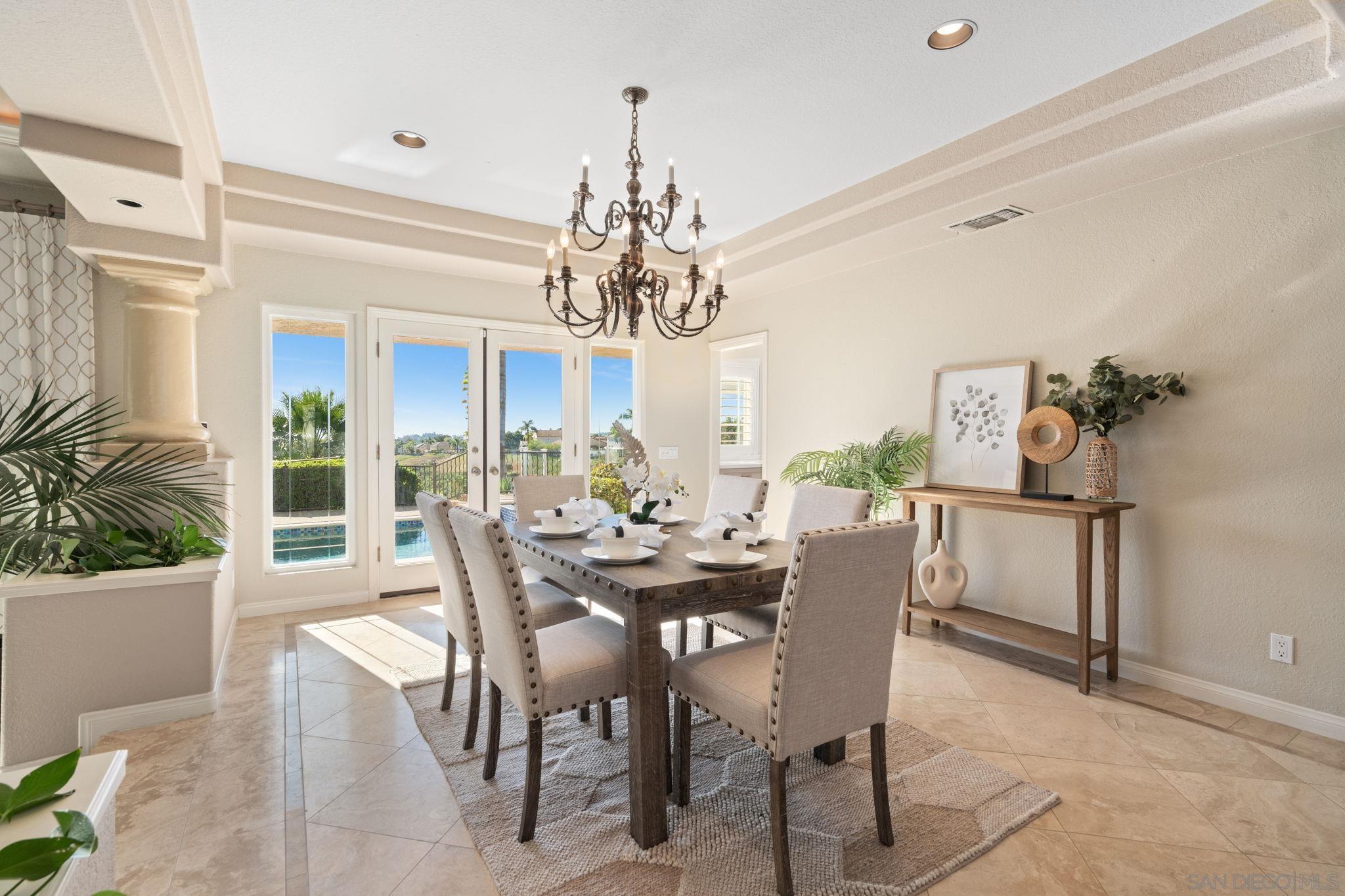 Detail Gallery Image 5 of 33 For 10776  Birch Bluff Ave, San Diego,  CA 92131 - 5 Beds | 3/1 Baths