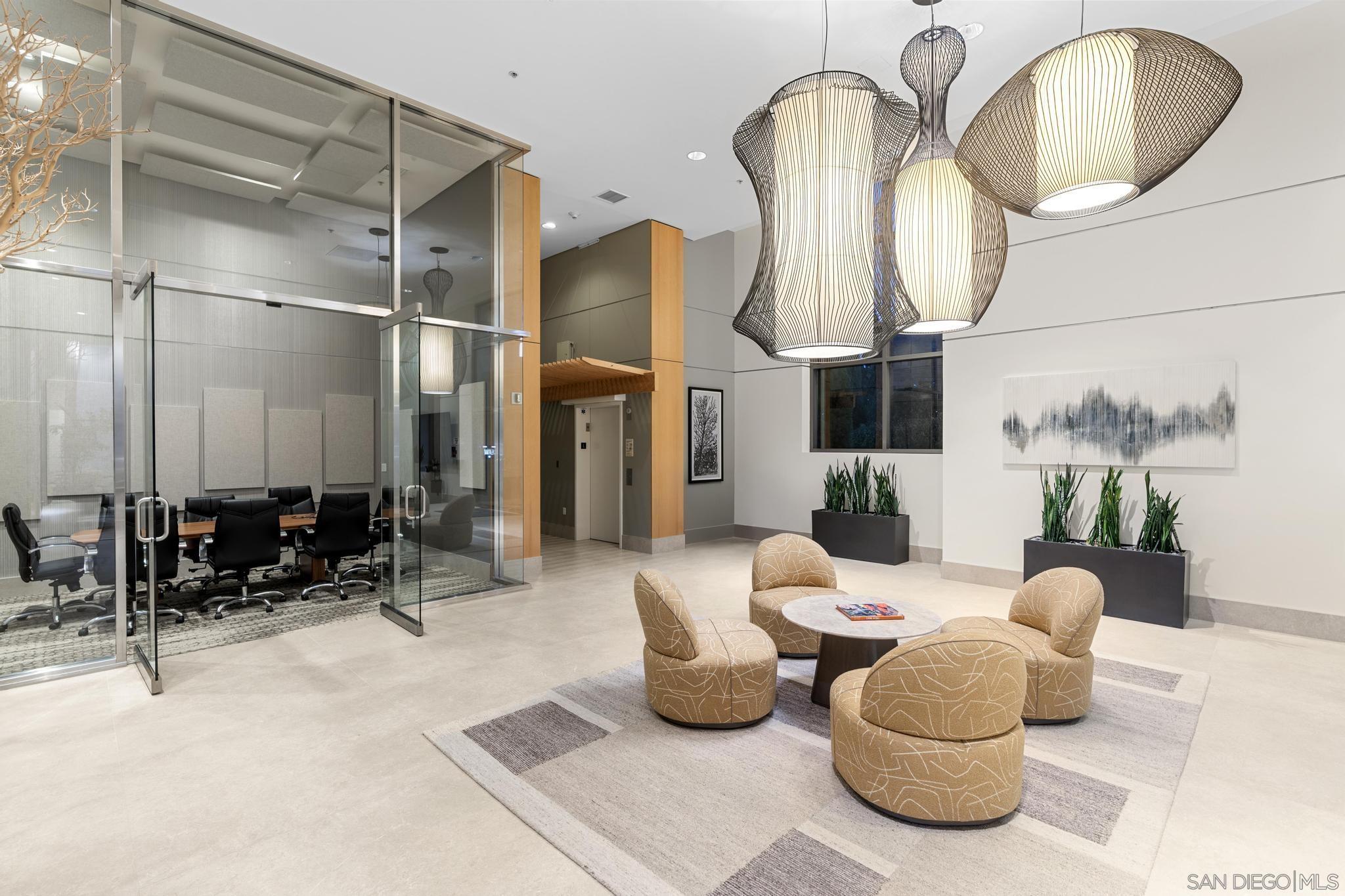 Detail Gallery Image 39 of 52 For 645  Front St  #1604,  San Diego,  CA 92101 - 1 Beds | 2 Baths