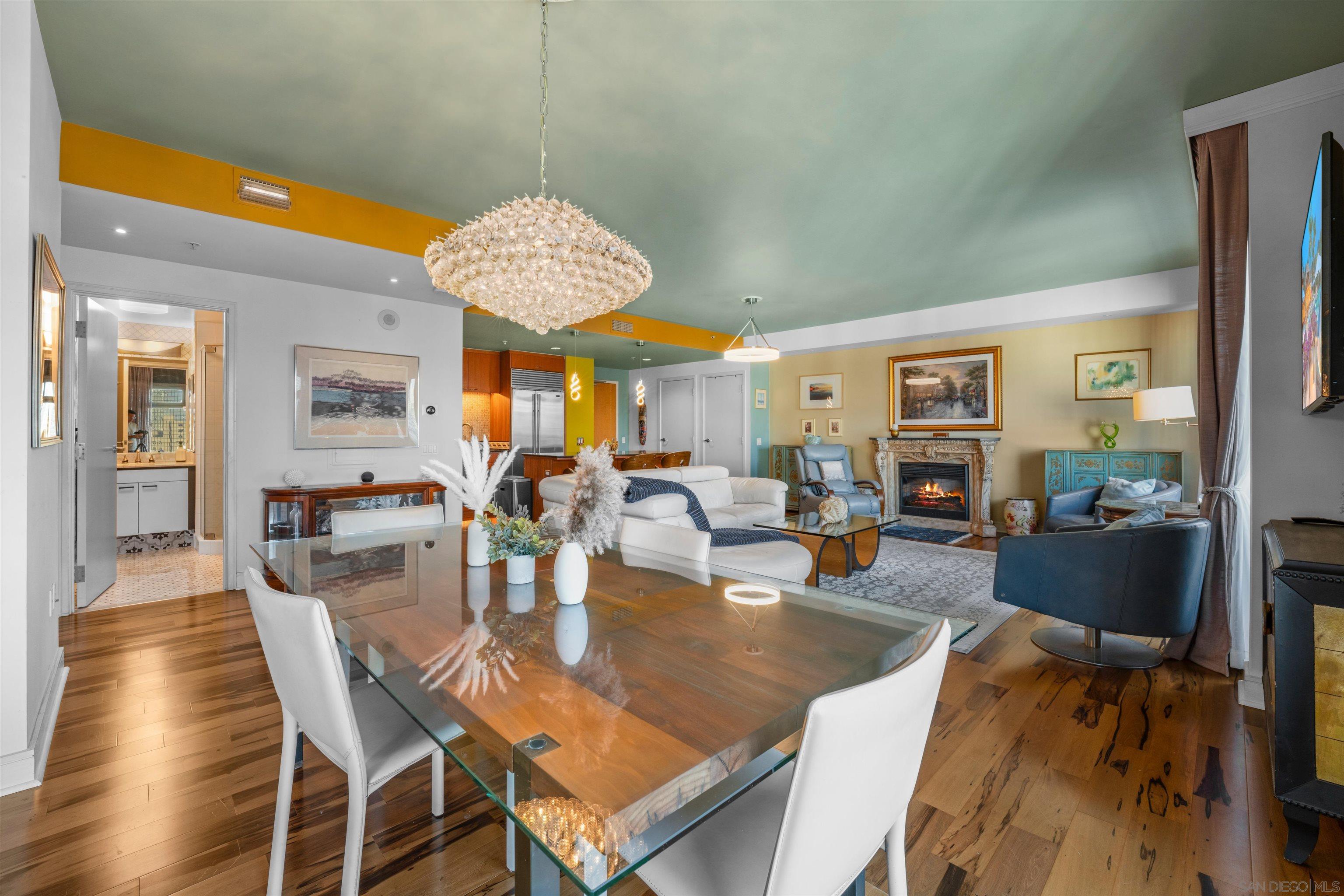 Detail Gallery Image 8 of 52 For 645  Front St  #1604,  San Diego,  CA 92101 - 1 Beds | 2 Baths