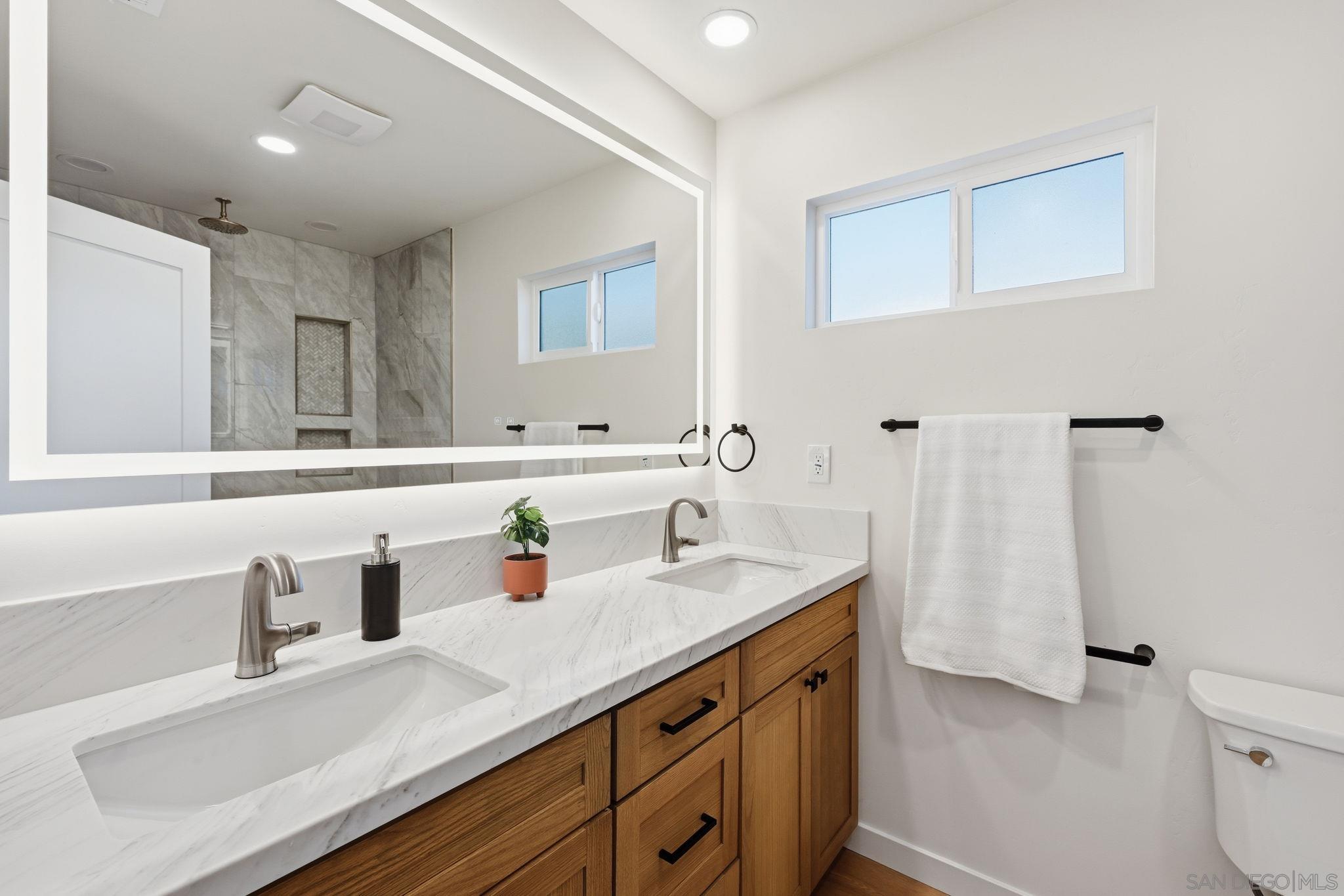 Detail Gallery Image 13 of 27 For 4416  40th St, San Diego,  CA 92116 - 4 Beds | 3 Baths