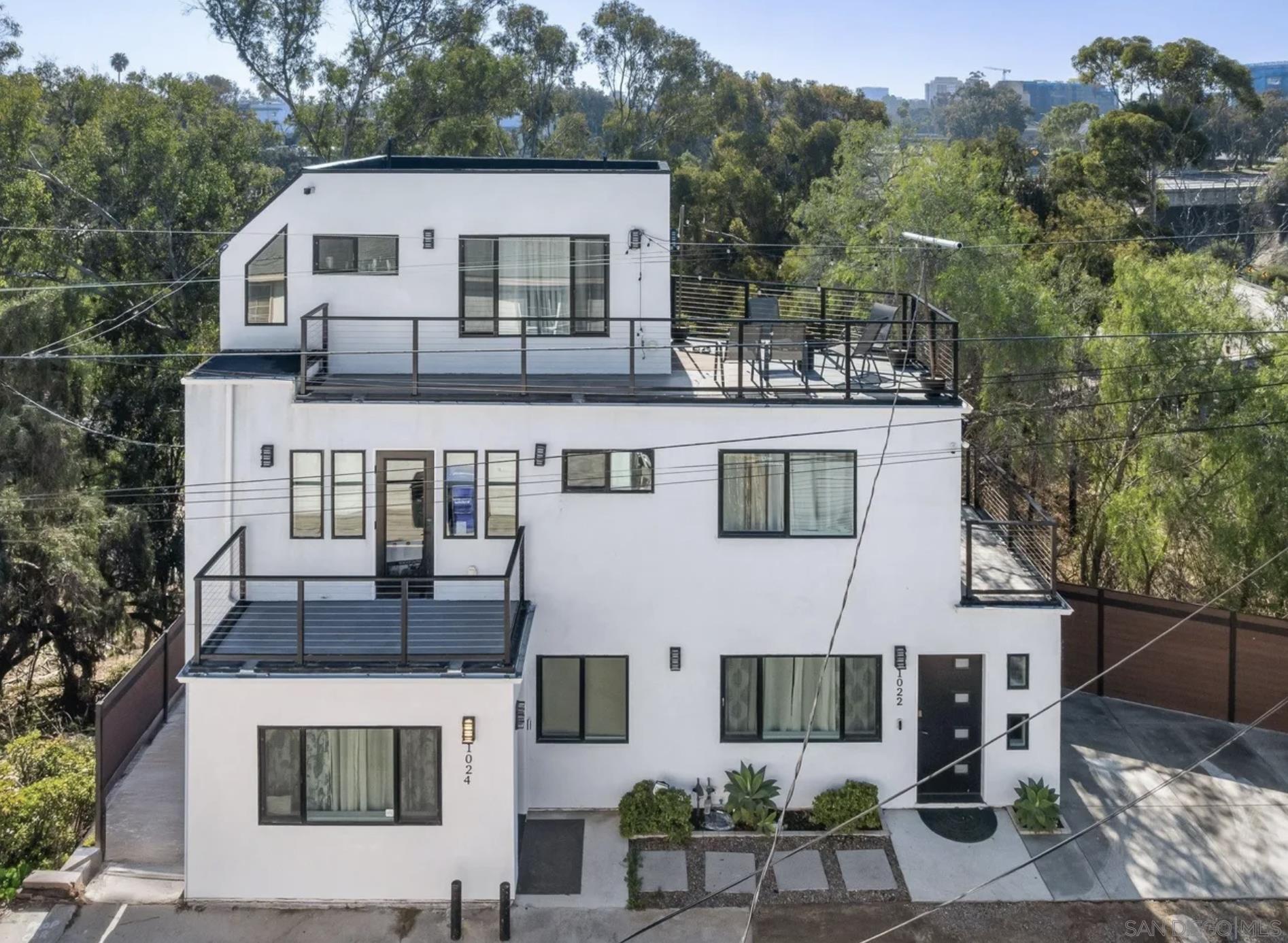 Detail Gallery Image 34 of 43 For 1024-1022  Pascoe St., San Diego,  CA 92103 - 3 Beds | 3 Baths