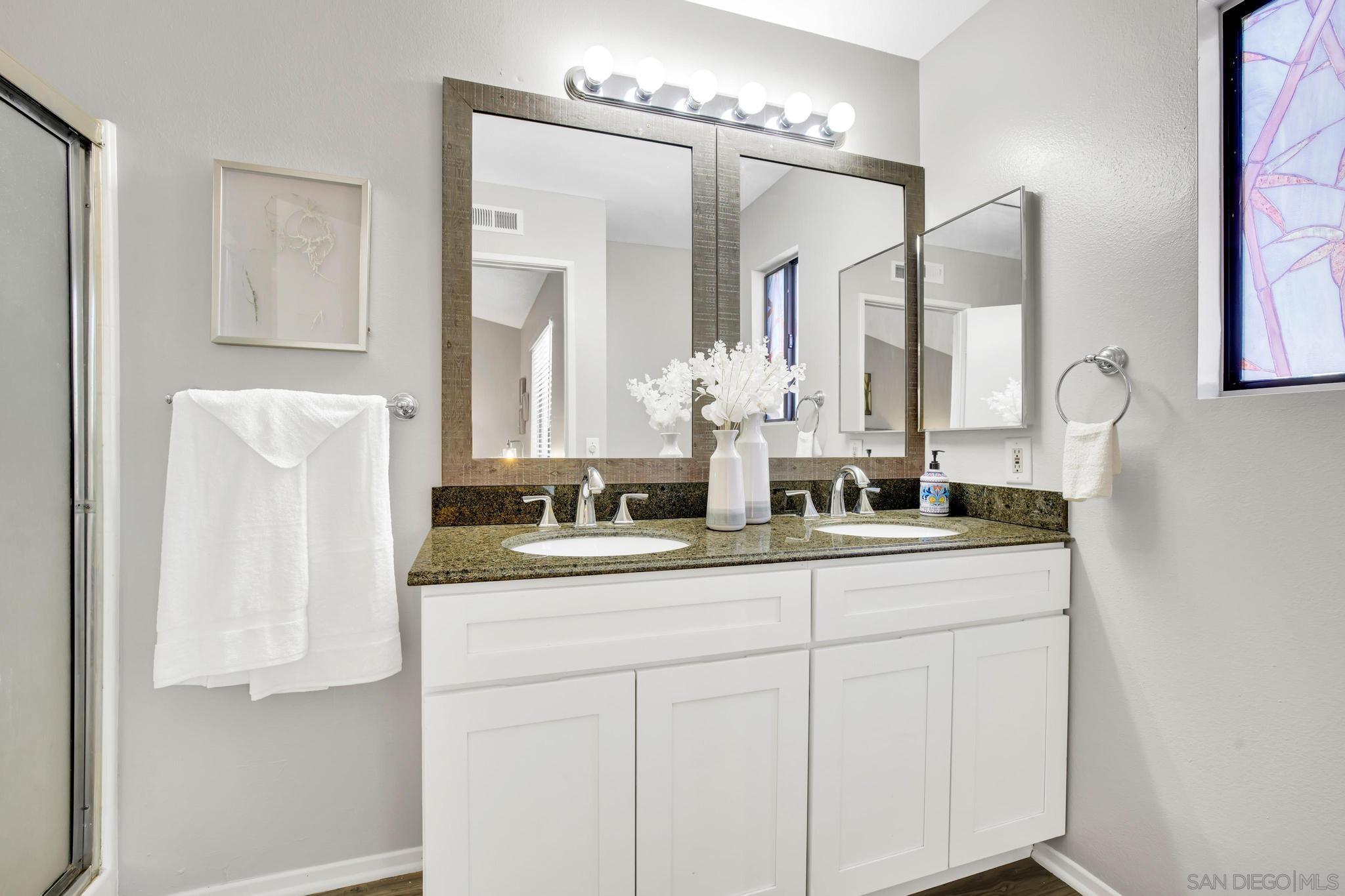 Detail Gallery Image 22 of 31 For 39821  Wild Fflower, Murrieta,  CA 92563 - 4 Beds | 2/1 Baths