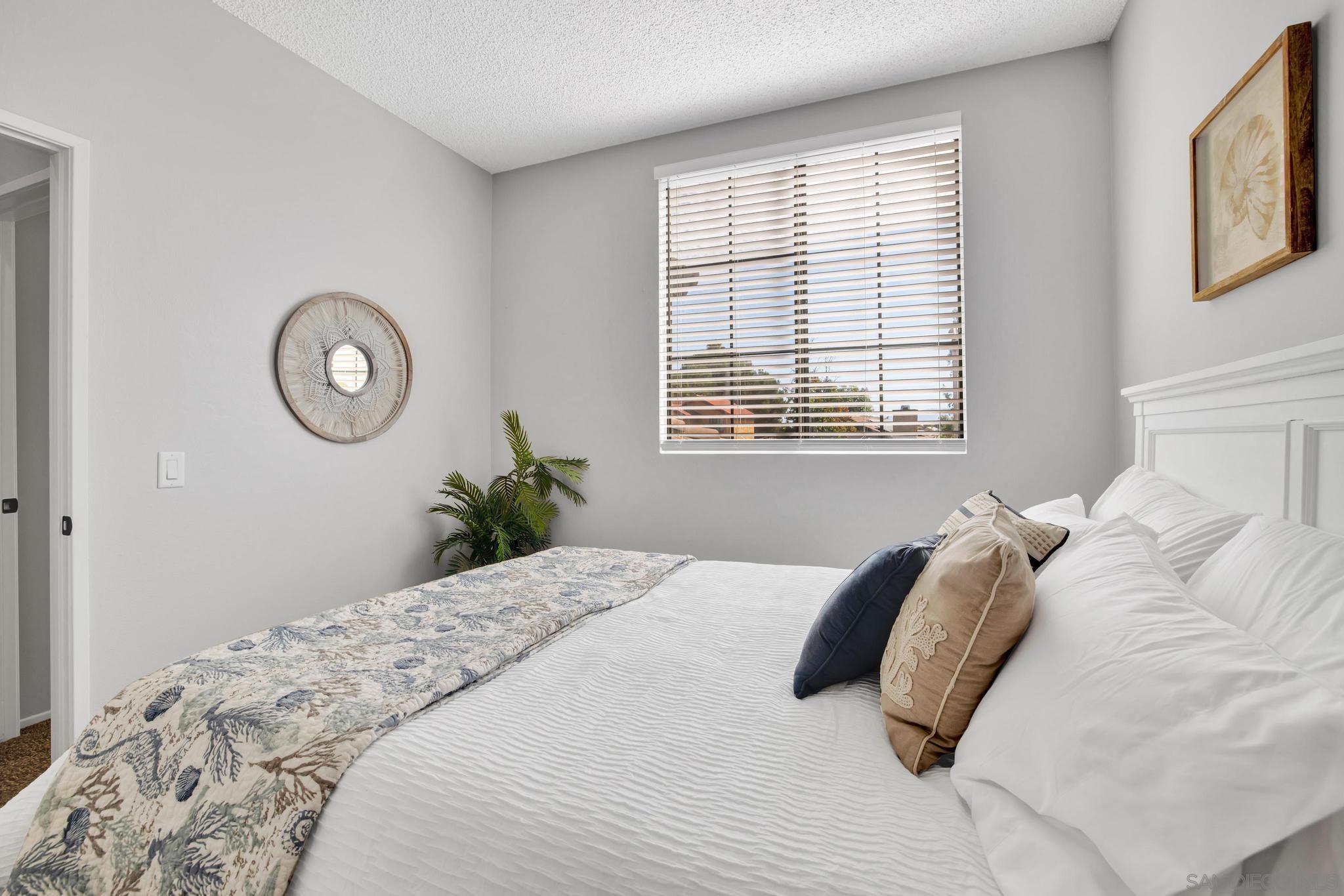 Detail Gallery Image 26 of 31 For 39821  Wild Fflower, Murrieta,  CA 92563 - 4 Beds | 2/1 Baths