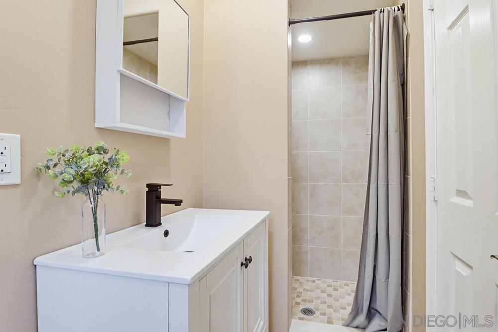 Detail Gallery Image 26 of 51 For 6411  Bradford Street, San Diego,  CA 92115 - 3 Beds | 2 Baths