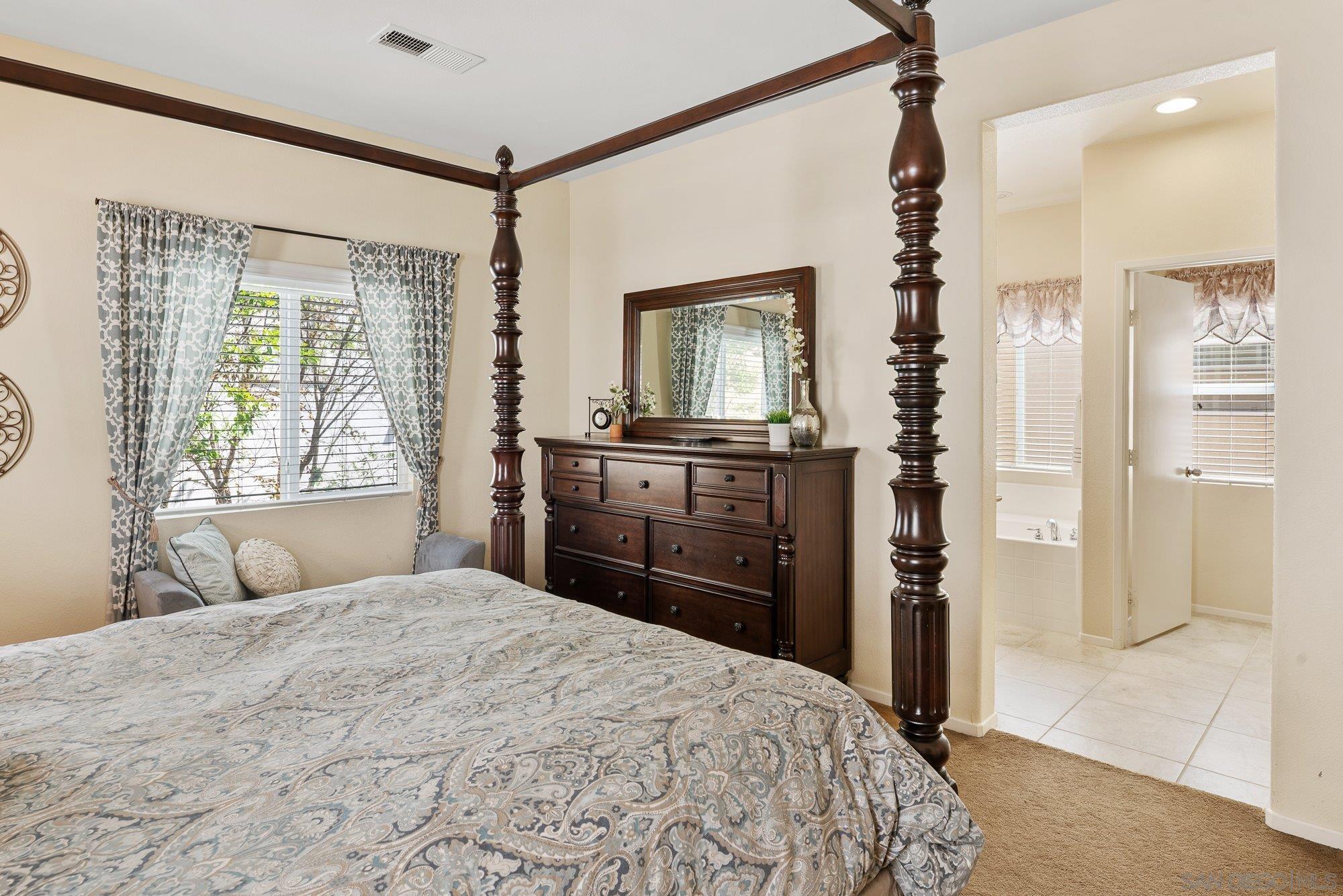 Detail Gallery Image 24 of 50 For 1551  Avenida De Avila, Chula Vista,  CA 91913 - 3 Beds | 2/1 Baths