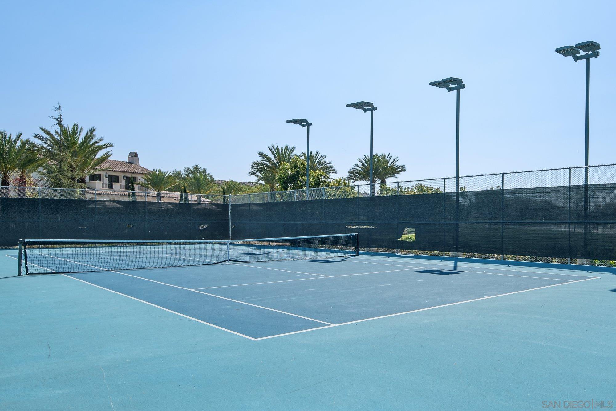 Detail Gallery Image 42 of 50 For 1551  Avenida De Avila, Chula Vista,  CA 91913 - 3 Beds | 2/1 Baths