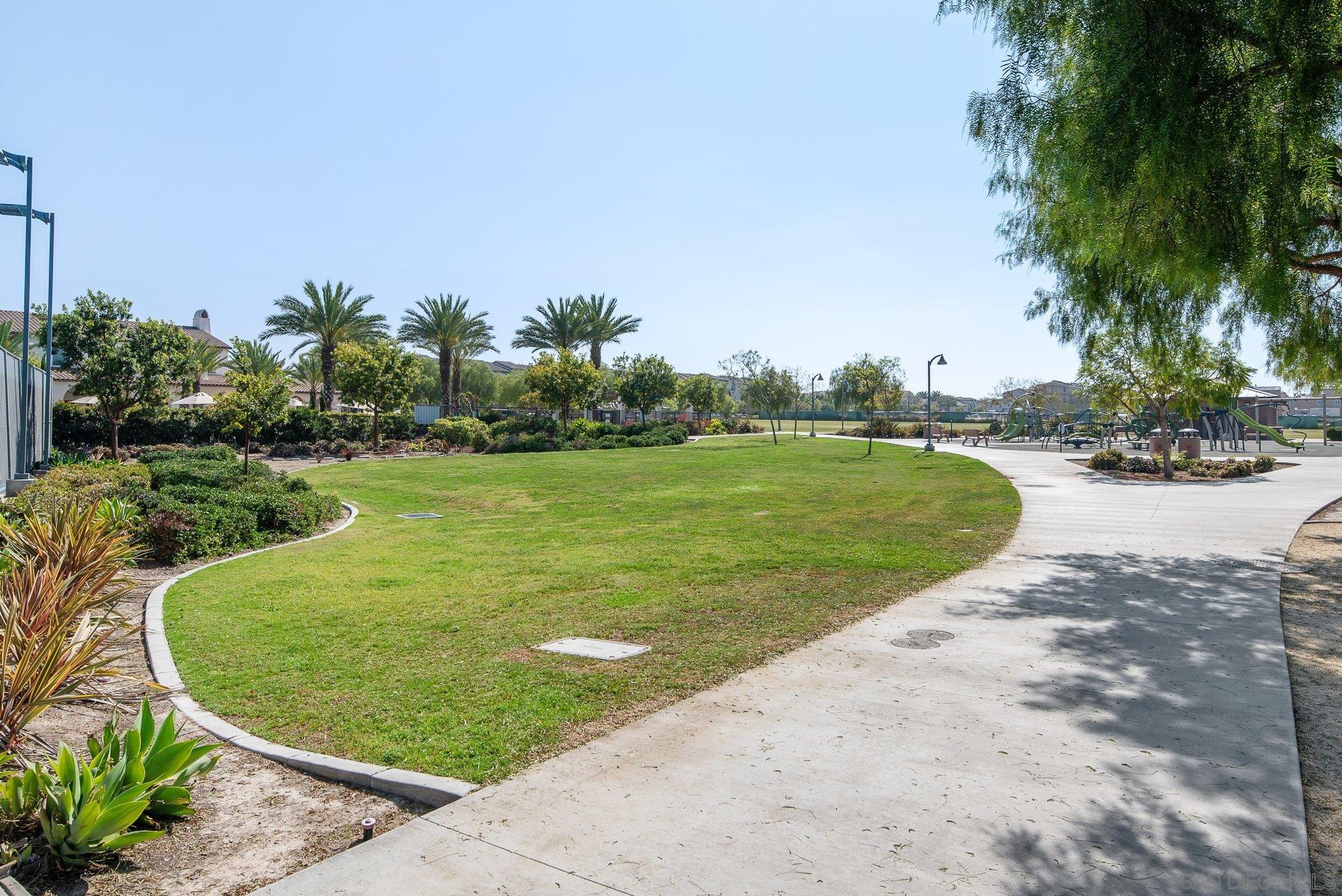 Detail Gallery Image 43 of 50 For 1551  Avenida De Avila, Chula Vista,  CA 91913 - 3 Beds | 2/1 Baths