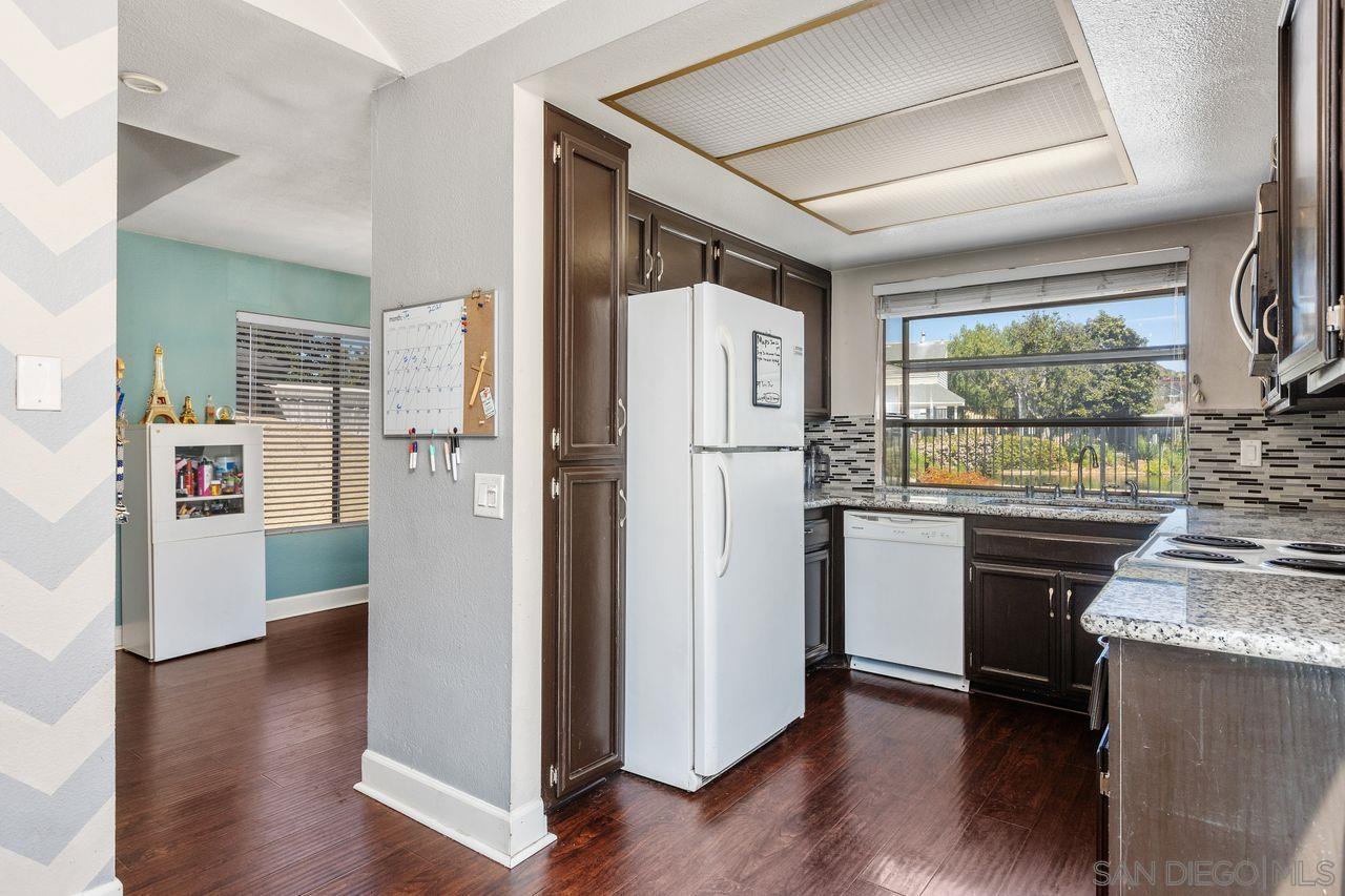 Detail Gallery Image 16 of 34 For 914  Sendero Ave., Escondido,  CA 92026 - 3 Beds | 2/1 Baths