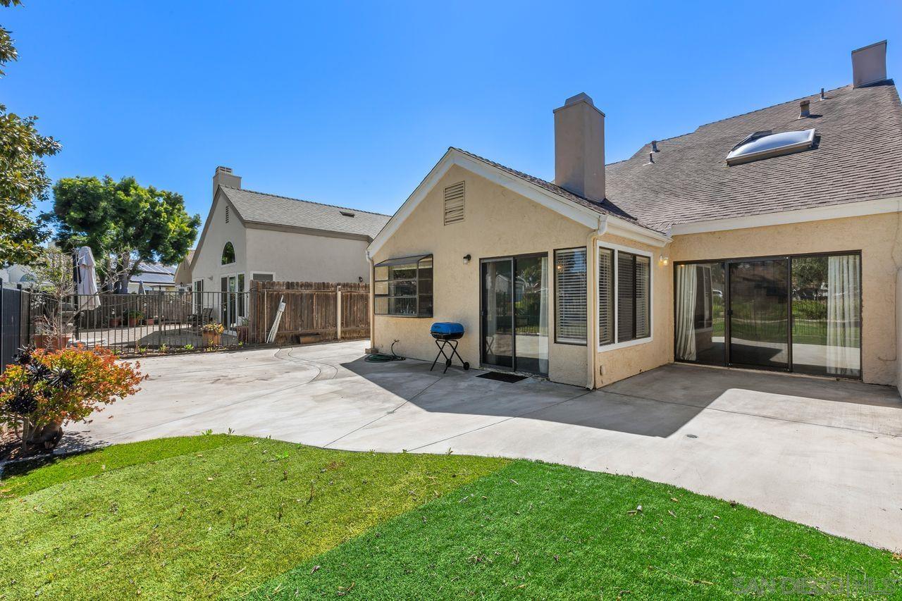 Detail Gallery Image 3 of 34 For 914  Sendero Ave., Escondido,  CA 92026 - 3 Beds | 2/1 Baths