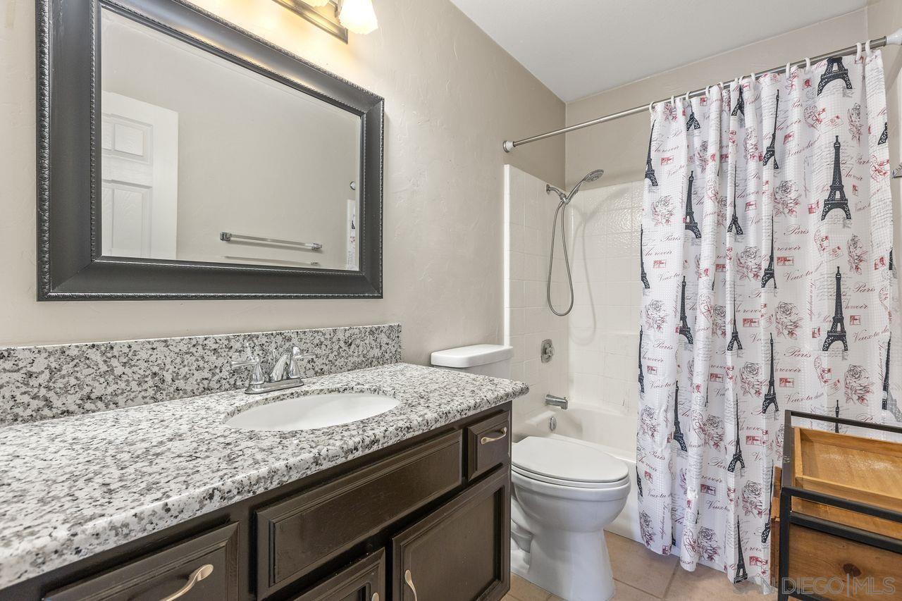 Detail Gallery Image 32 of 34 For 914  Sendero Ave., Escondido,  CA 92026 - 3 Beds | 2/1 Baths