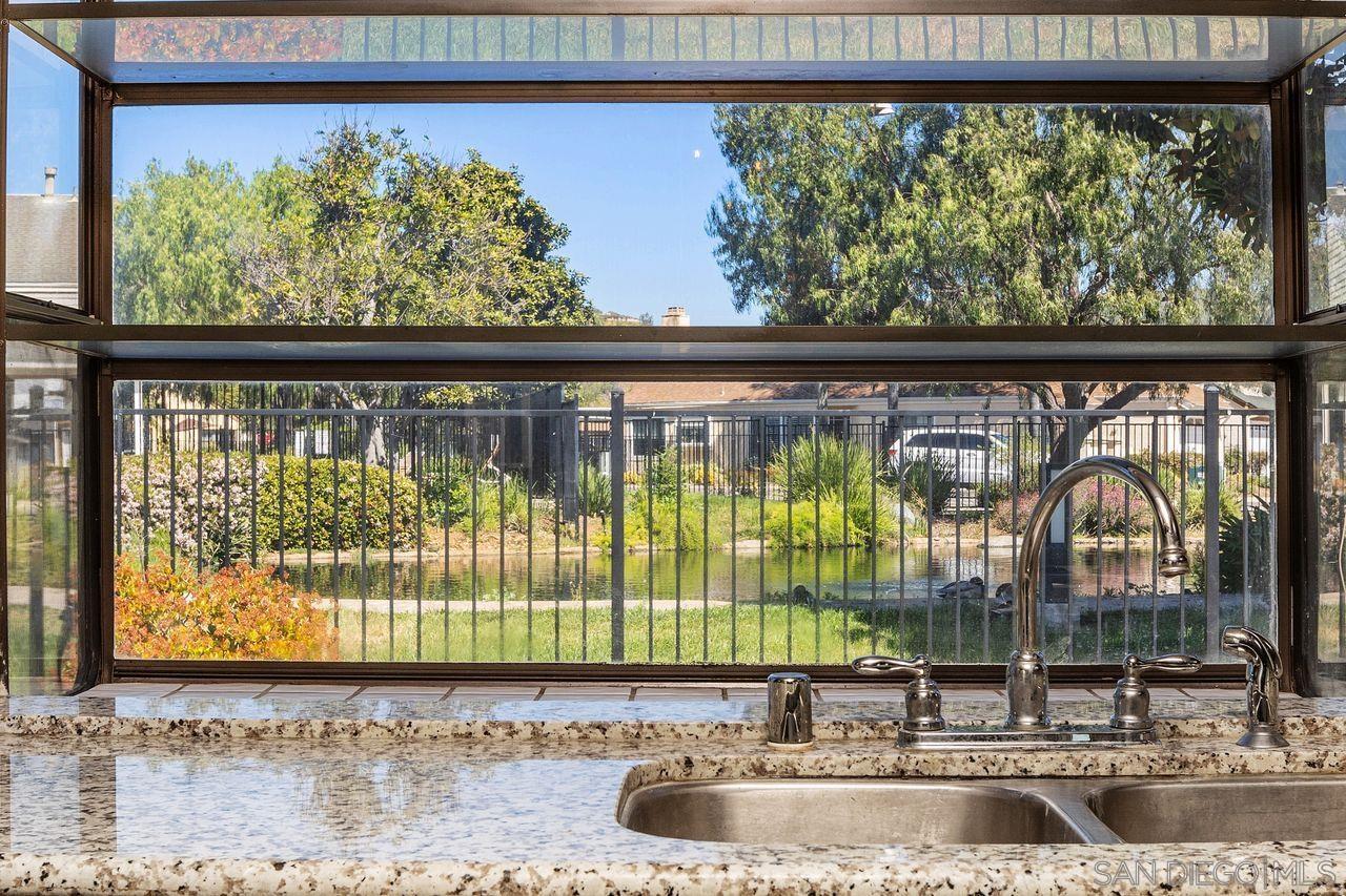 Detail Gallery Image 10 of 34 For 914  Sendero Ave., Escondido,  CA 92026 - 3 Beds | 2/1 Baths