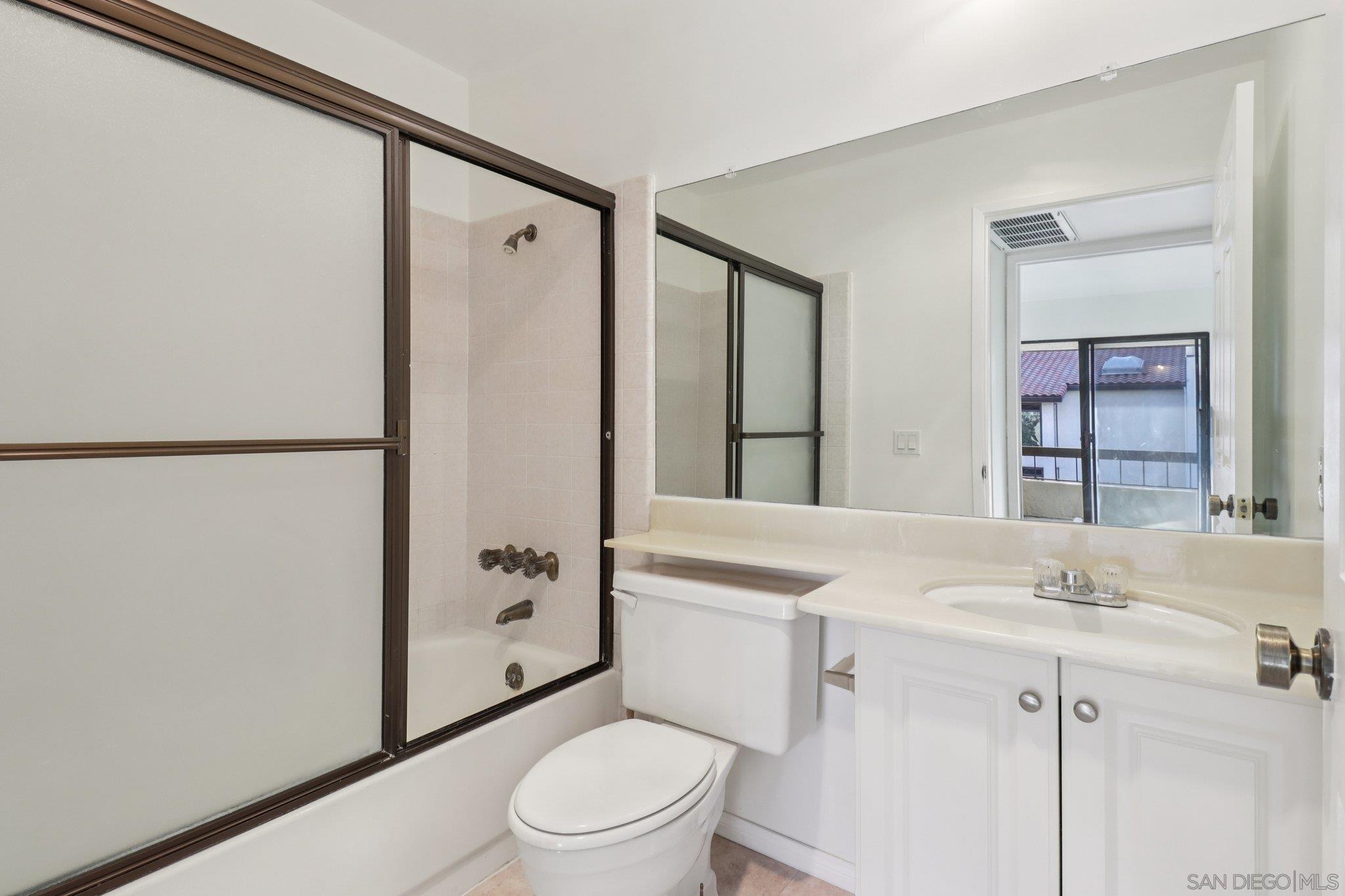 Detail Gallery Image 24 of 72 For 5645  Friars Rd  #386,  San Diego,  CA 92110 - 3 Beds | 2 Baths