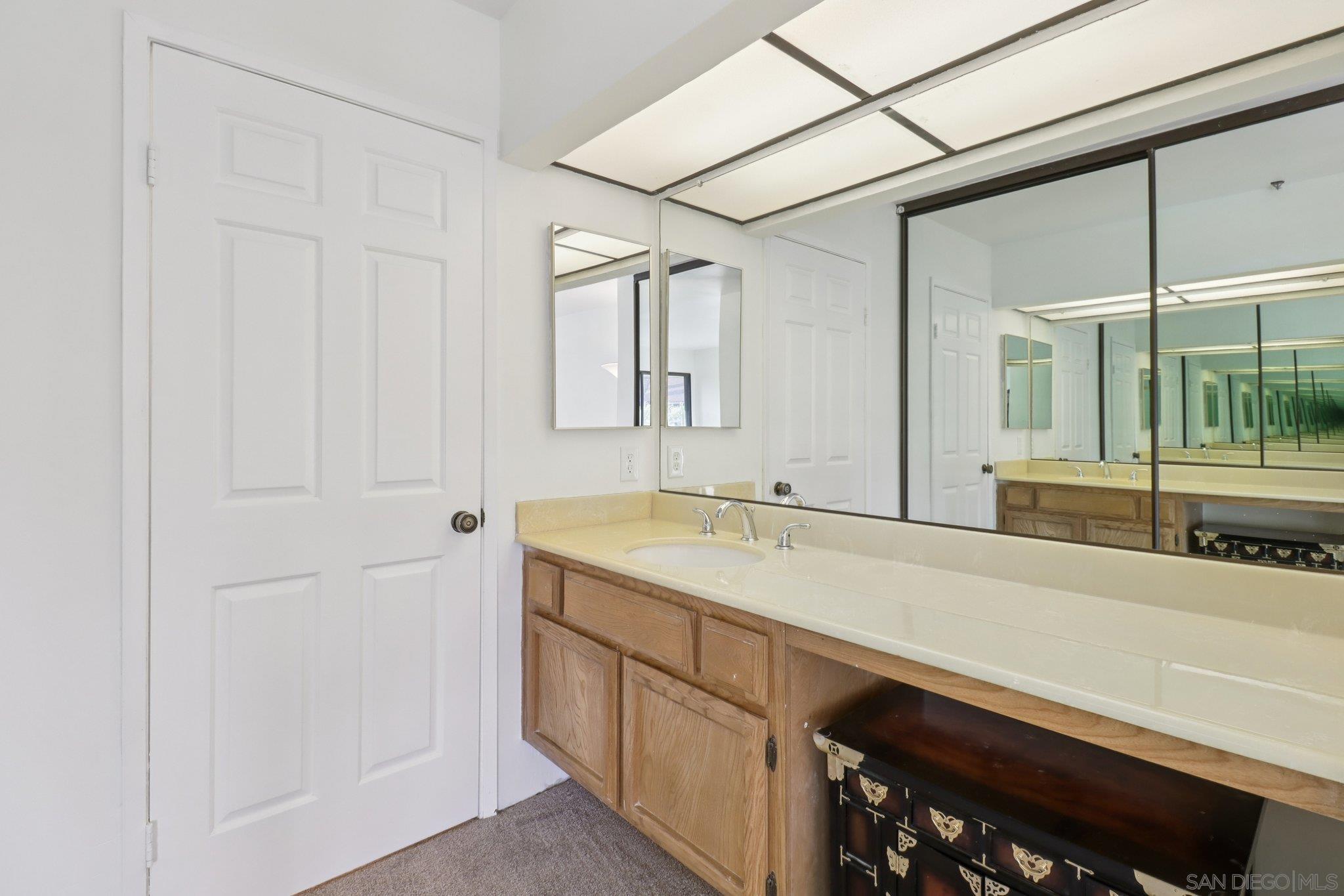 Detail Gallery Image 28 of 72 For 5645  Friars Rd  #386,  San Diego,  CA 92110 - 3 Beds | 2 Baths