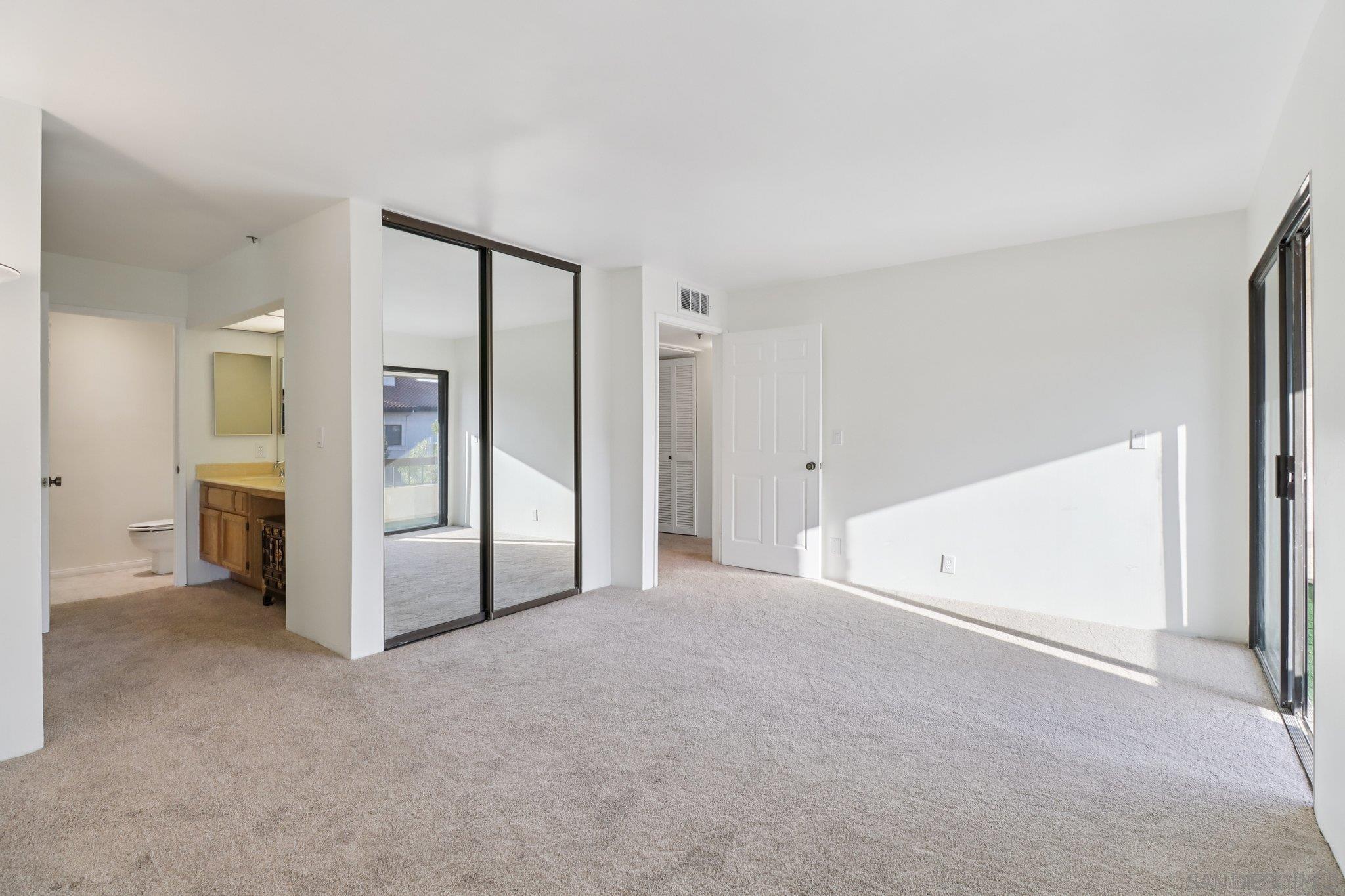 Detail Gallery Image 31 of 72 For 5645  Friars Rd  #386,  San Diego,  CA 92110 - 3 Beds | 2 Baths