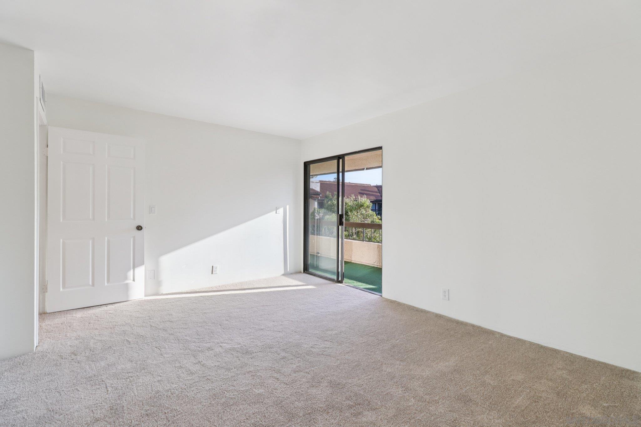 Detail Gallery Image 32 of 72 For 5645  Friars Rd  #386,  San Diego,  CA 92110 - 3 Beds | 2 Baths