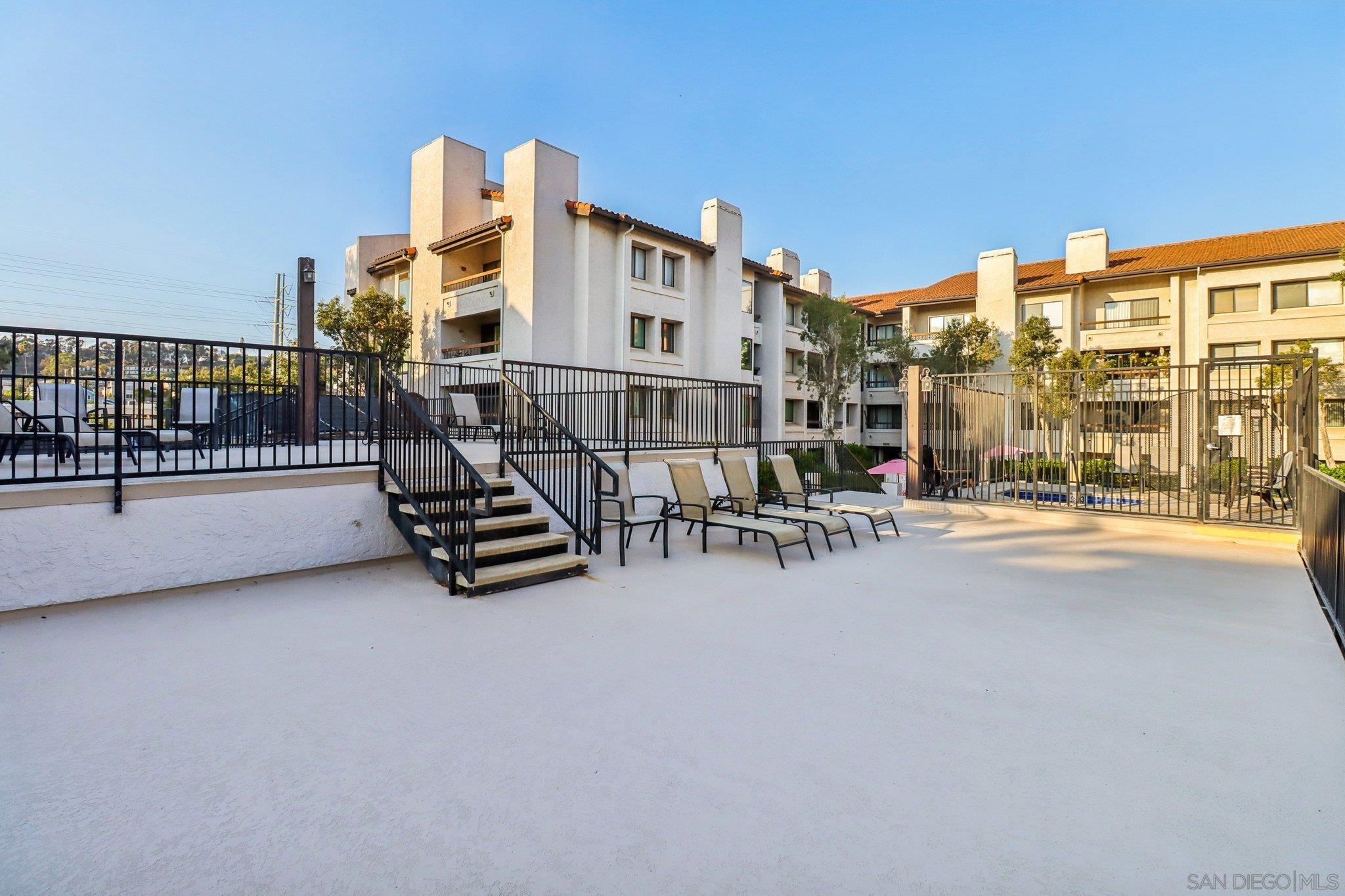 Detail Gallery Image 51 of 72 For 5645  Friars Rd  #386,  San Diego,  CA 92110 - 3 Beds | 2 Baths
