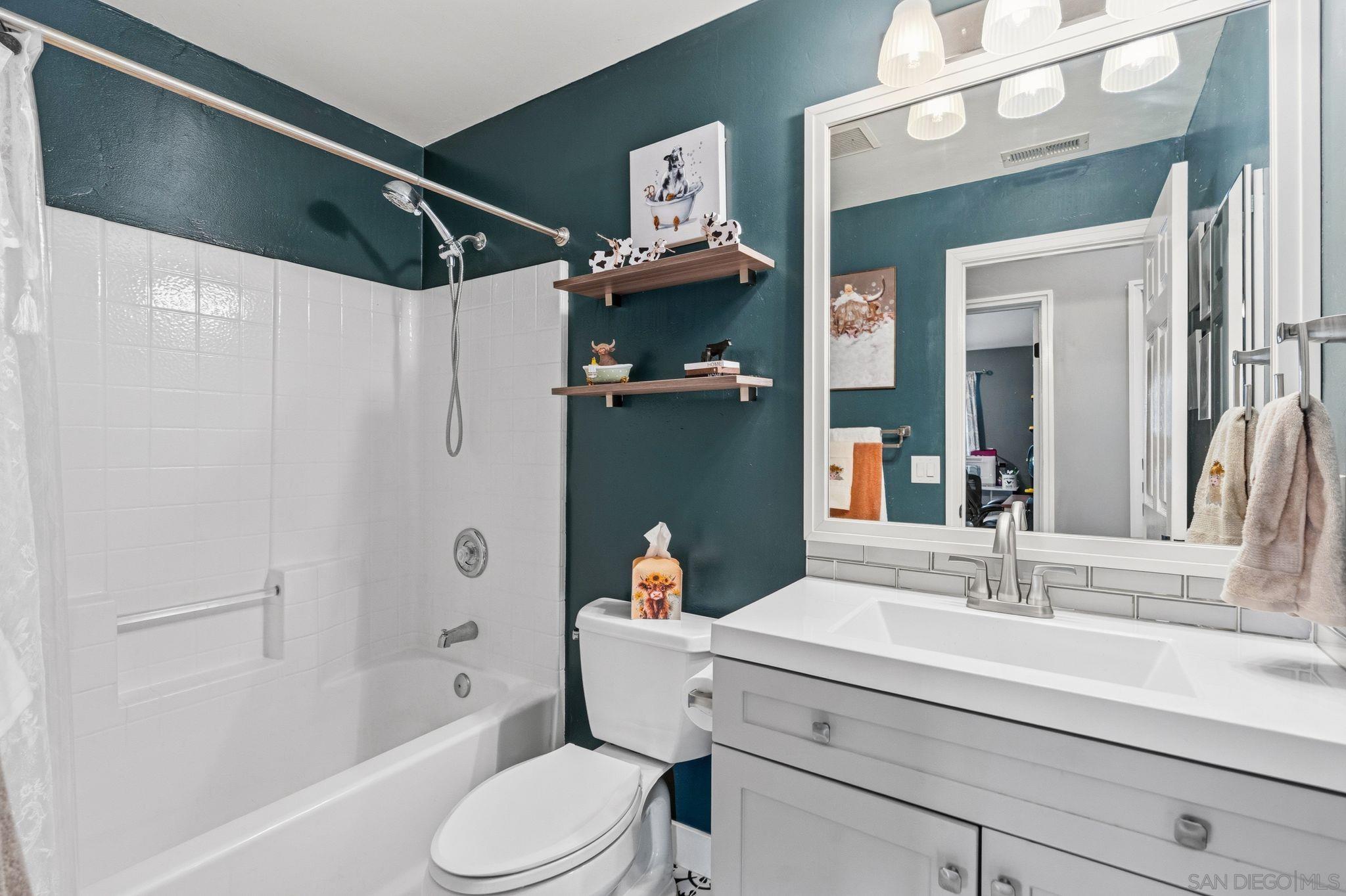 Detail Gallery Image 24 of 61 For 12308  Topa Hill, Lakeside,  CA 92040 - 5 Beds | 4 Baths