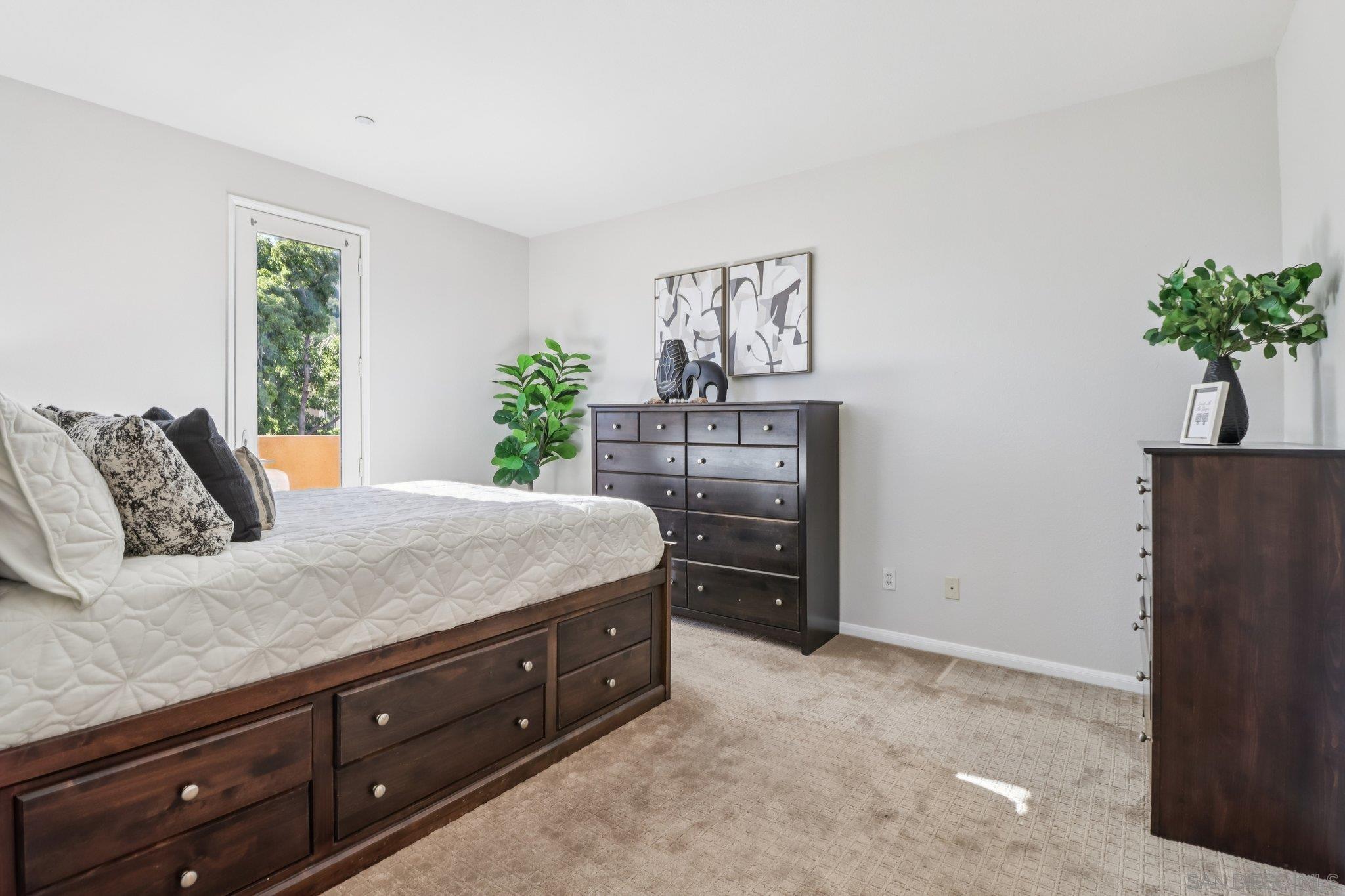 Detail Gallery Image 14 of 44 For 2801  Escala Cir, San Diego,  CA 92108 - 3 Beds | 3/1 Baths