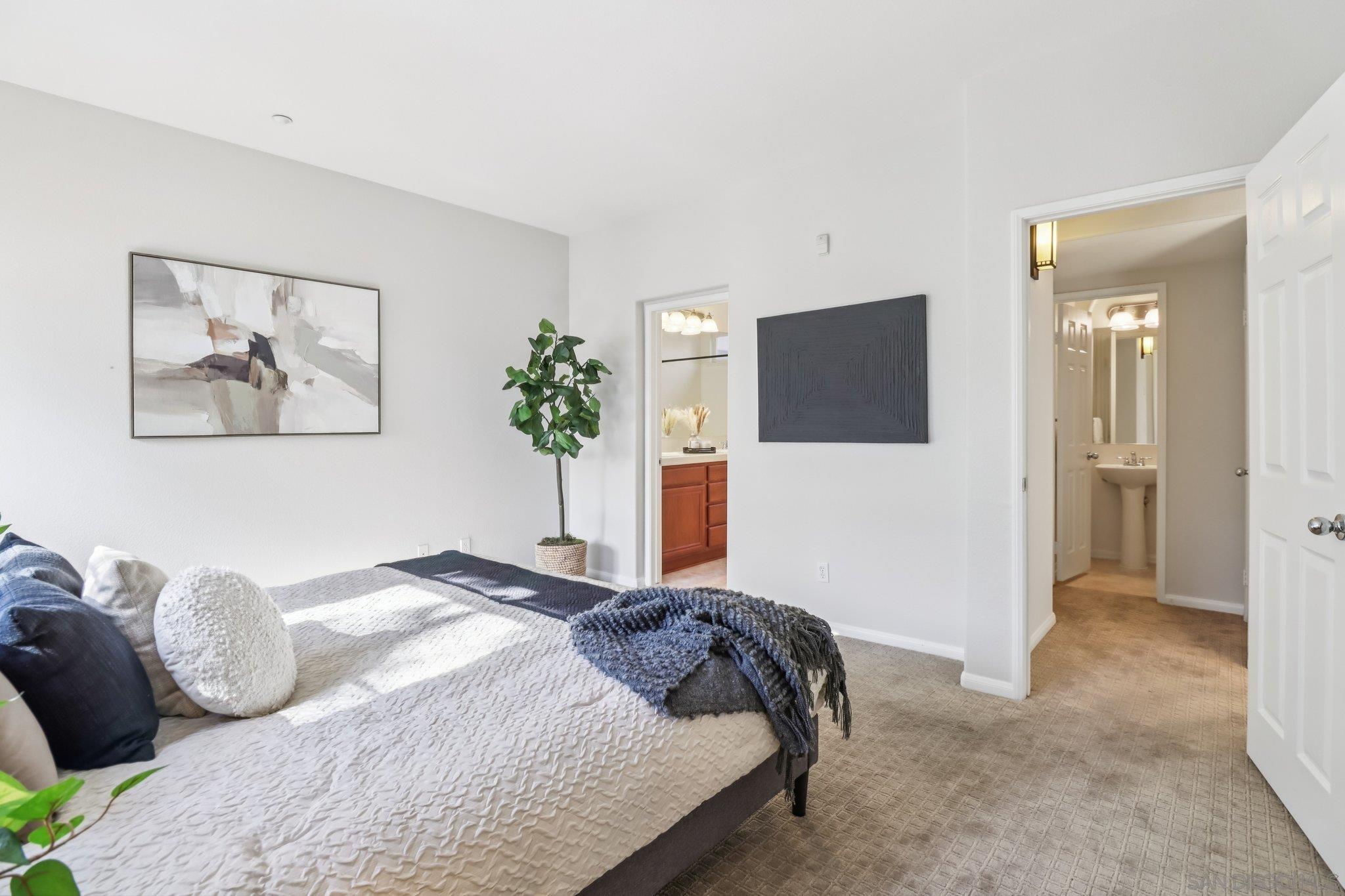 Detail Gallery Image 31 of 44 For 2801  Escala Cir, San Diego,  CA 92108 - 3 Beds | 3/1 Baths