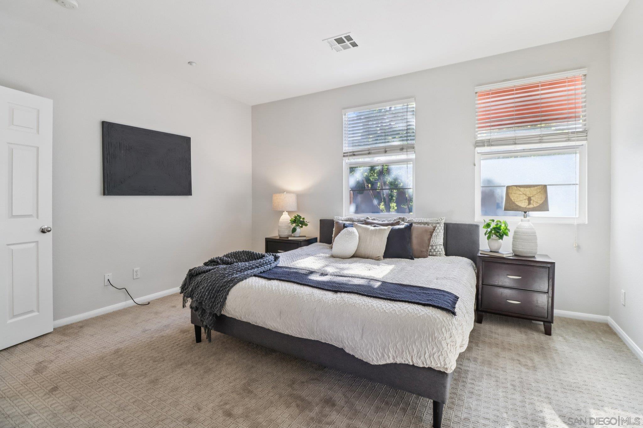 Detail Gallery Image 32 of 44 For 2801  Escala Cir, San Diego,  CA 92108 - 3 Beds | 3/1 Baths