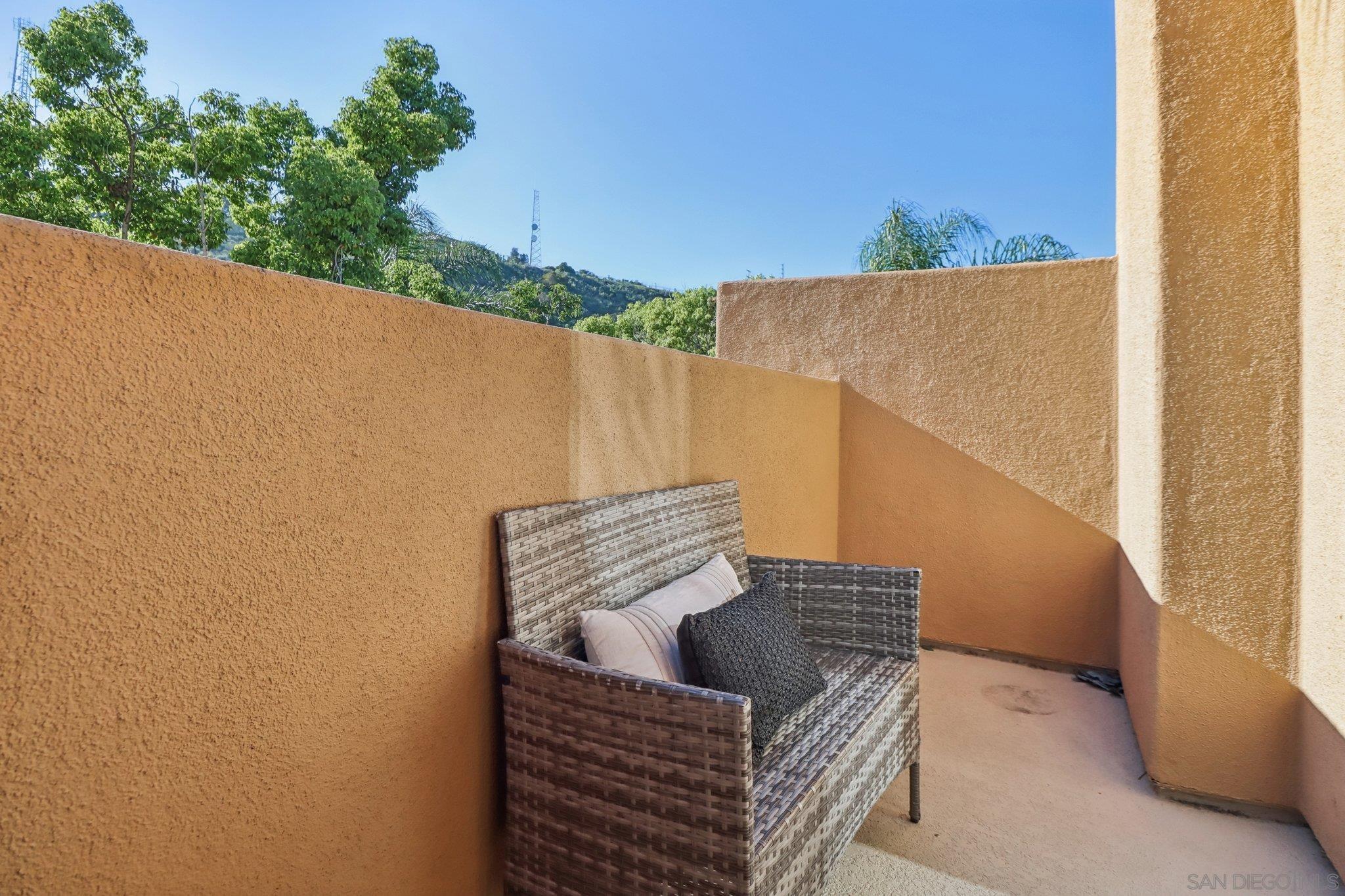 Detail Gallery Image 35 of 44 For 2801  Escala Cir, San Diego,  CA 92108 - 3 Beds | 3/1 Baths