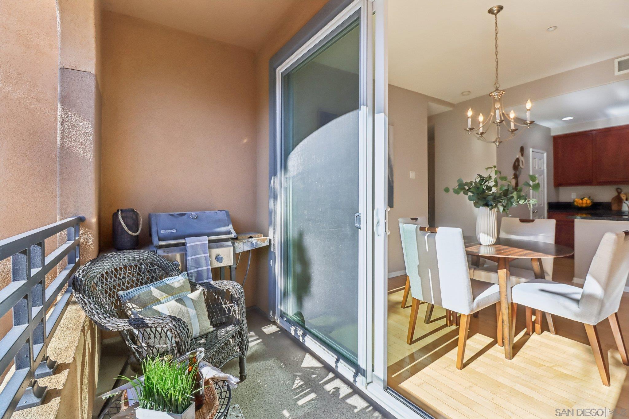 Detail Gallery Image 36 of 44 For 2801  Escala Cir, San Diego,  CA 92108 - 3 Beds | 3/1 Baths