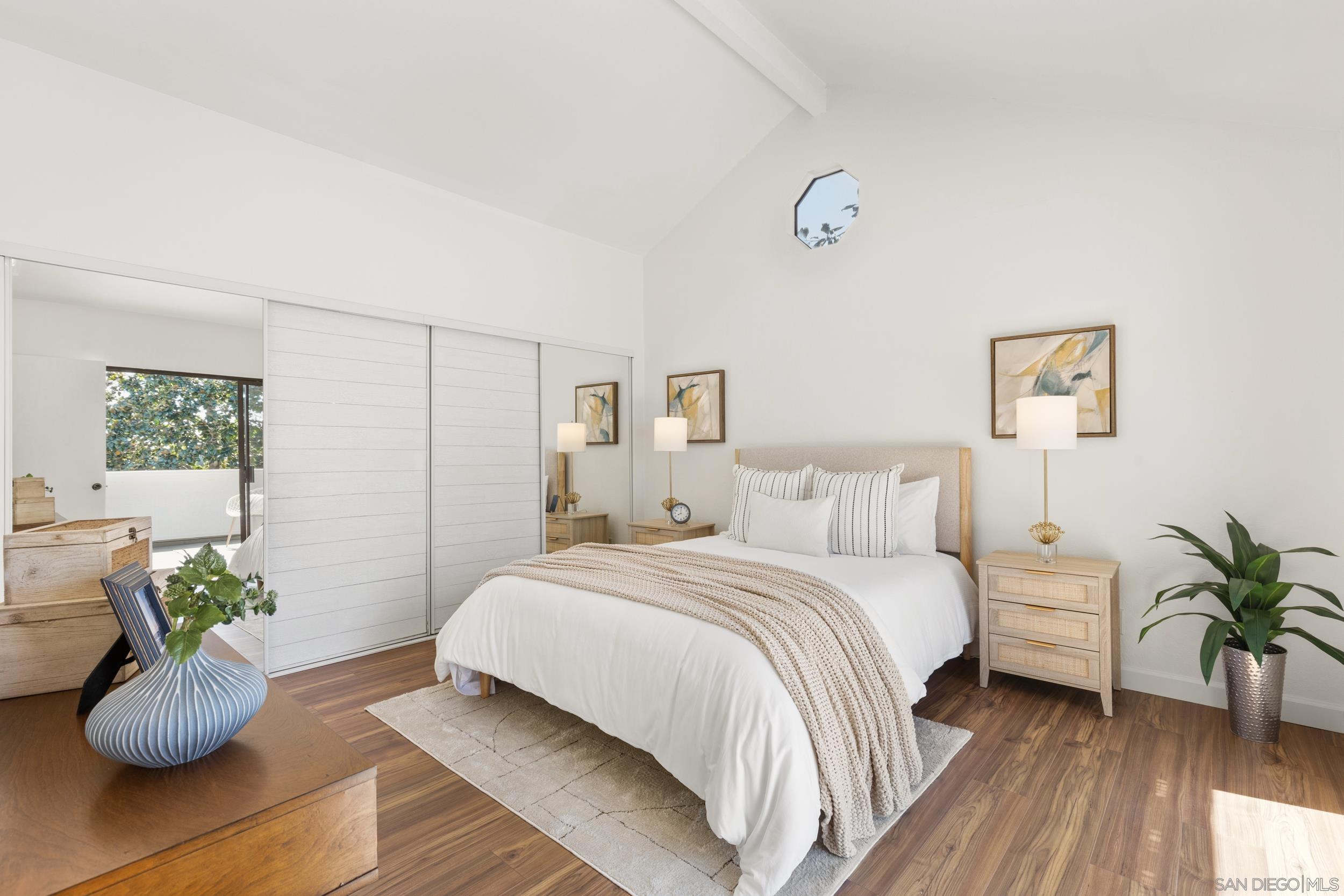 Detail Gallery Image 16 of 37 For 863  Violet Ct, Carlsbad,  CA 92011 - 2 Beds | 2 Baths