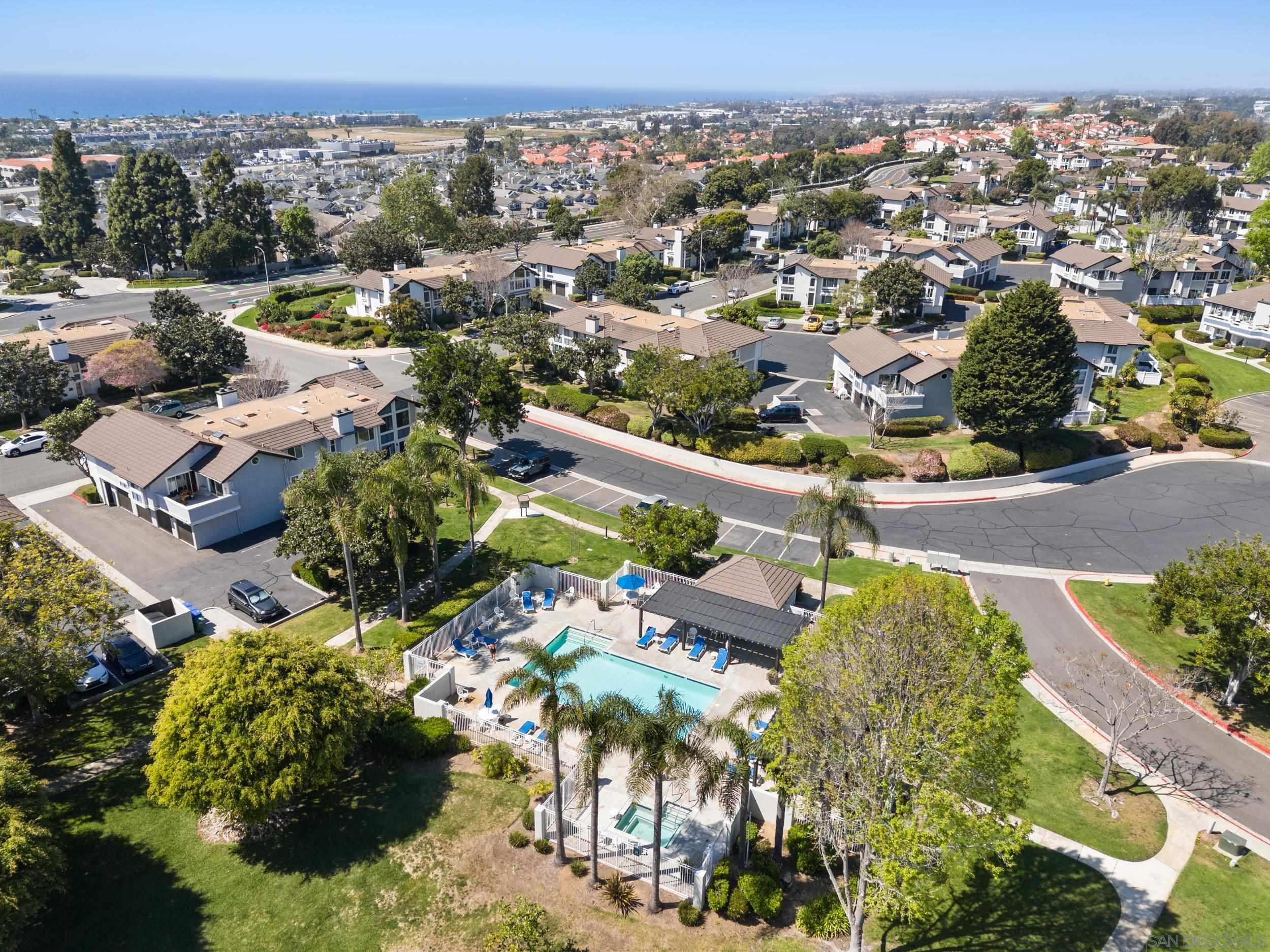 Detail Gallery Image 36 of 37 For 863  Violet Ct, Carlsbad,  CA 92011 - 2 Beds | 2 Baths