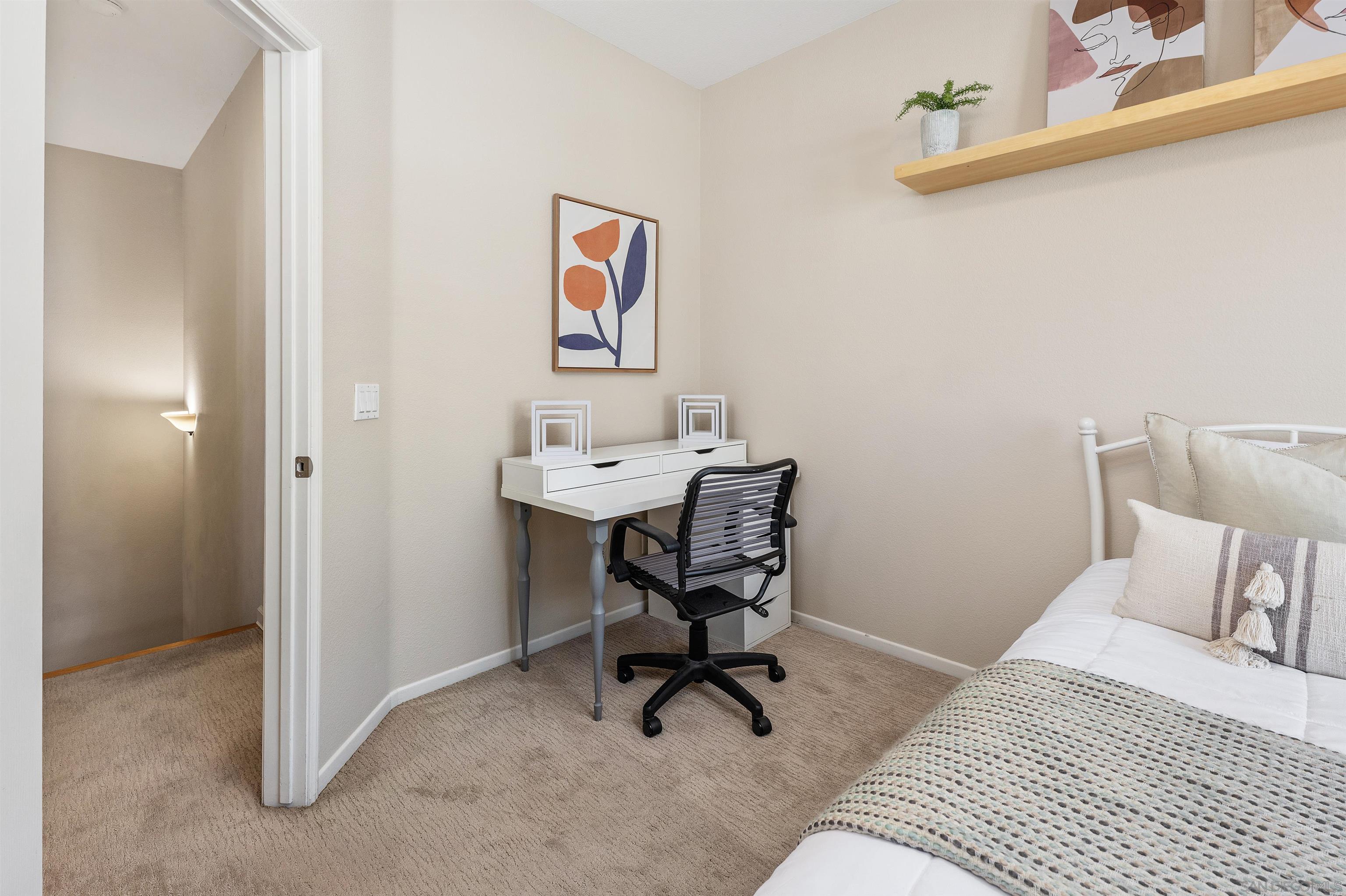 Detail Gallery Image 29 of 34 For 3769  Carmel View Rd  #2,  San Diego,  CA 92130 - 3 Beds | 2/1 Baths