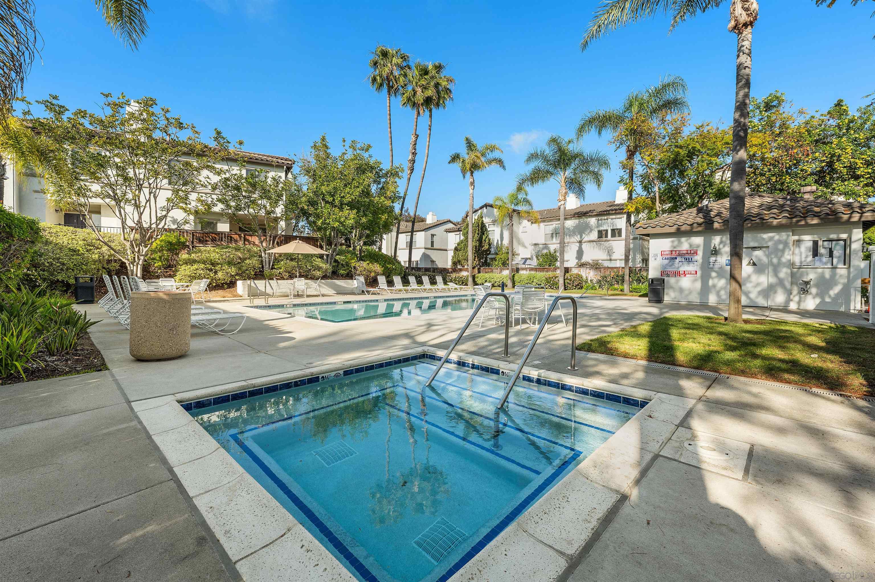 Detail Gallery Image 34 of 34 For 3769  Carmel View Rd  #2,  San Diego,  CA 92130 - 3 Beds | 2/1 Baths