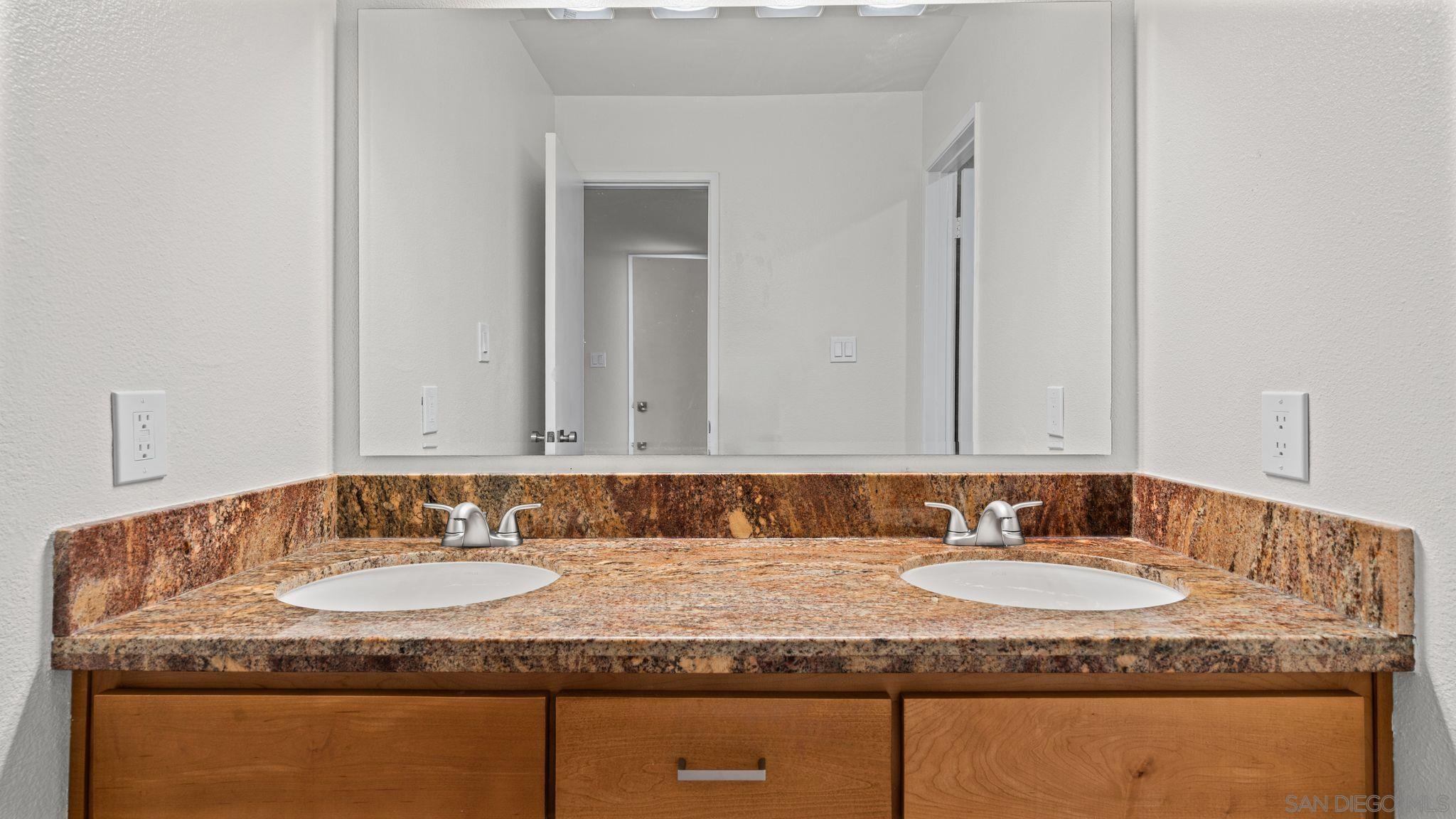 Detail Gallery Image 11 of 30 For 7595  Charmant  #707,  San Diego,  CA 92122 - 2 Beds | 2 Baths