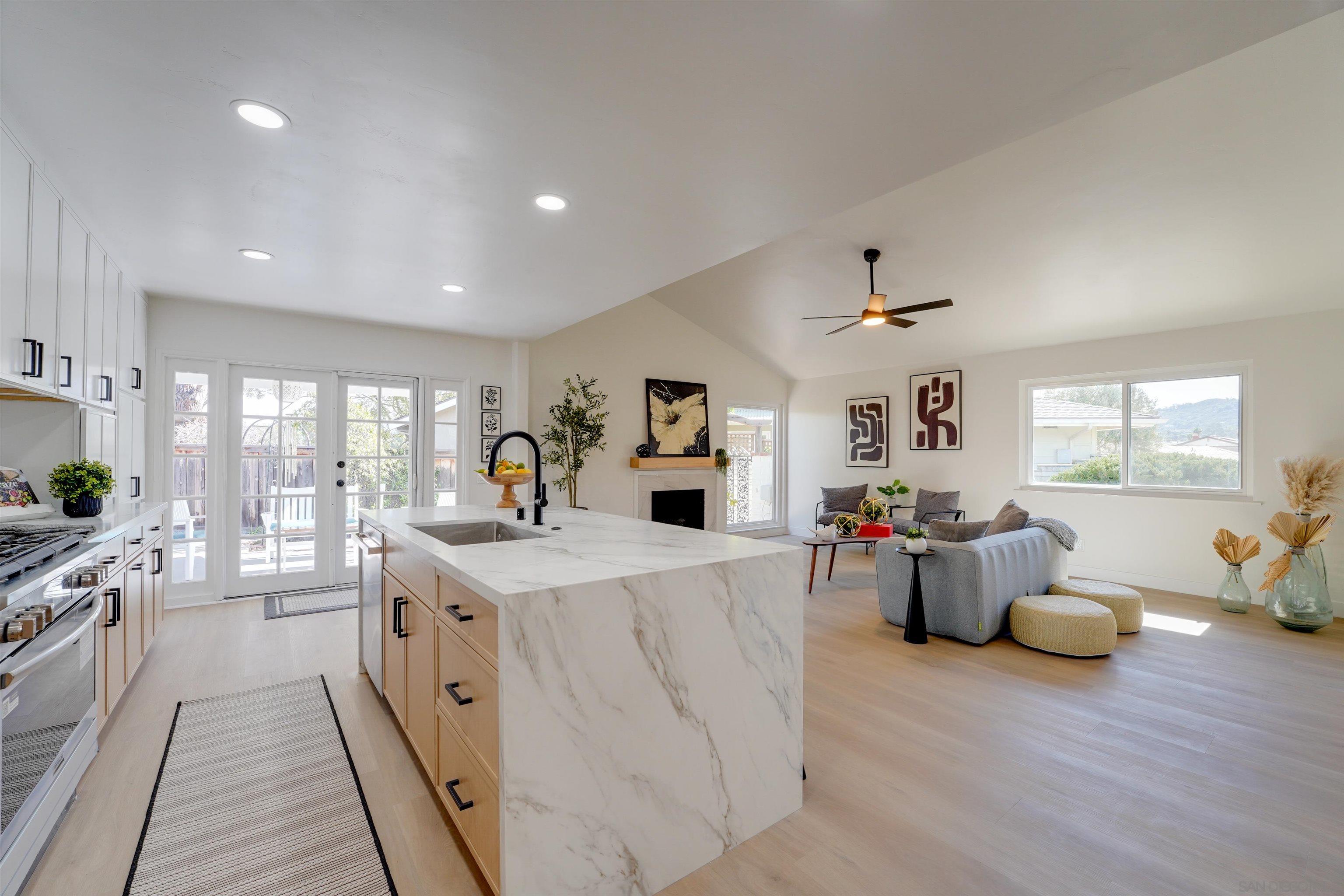 Front Image Thumbnail for SD260007241