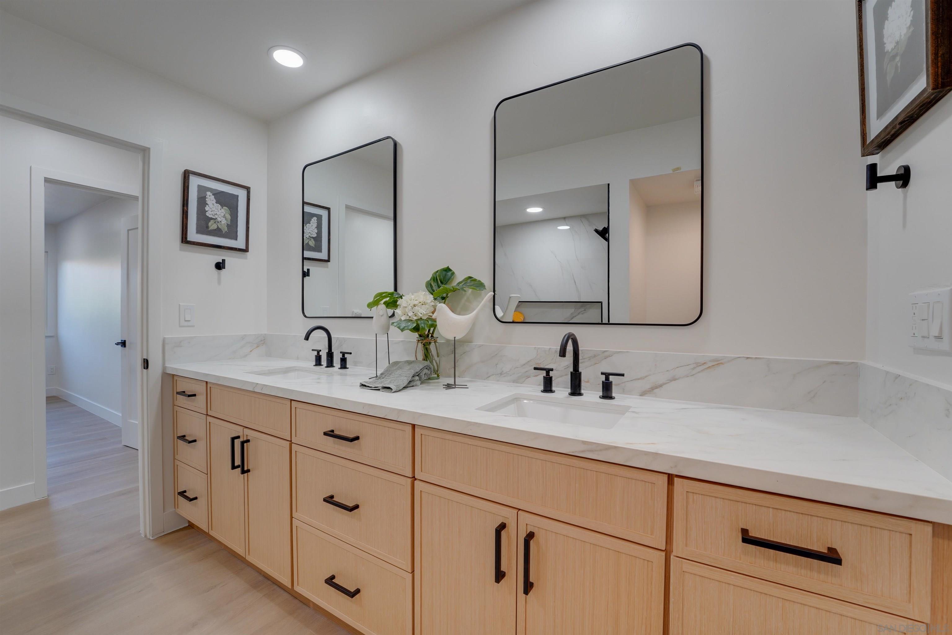 Detail Gallery Image 11 of 23 For 12201  Casero Place, San Diego,  CA 92128 - 4 Beds | 2 Baths